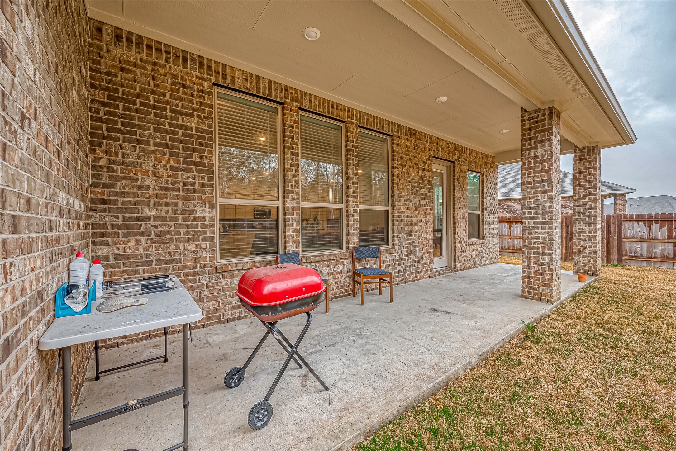 23722 Canolo Grove Lane, New Caney, TX 77357