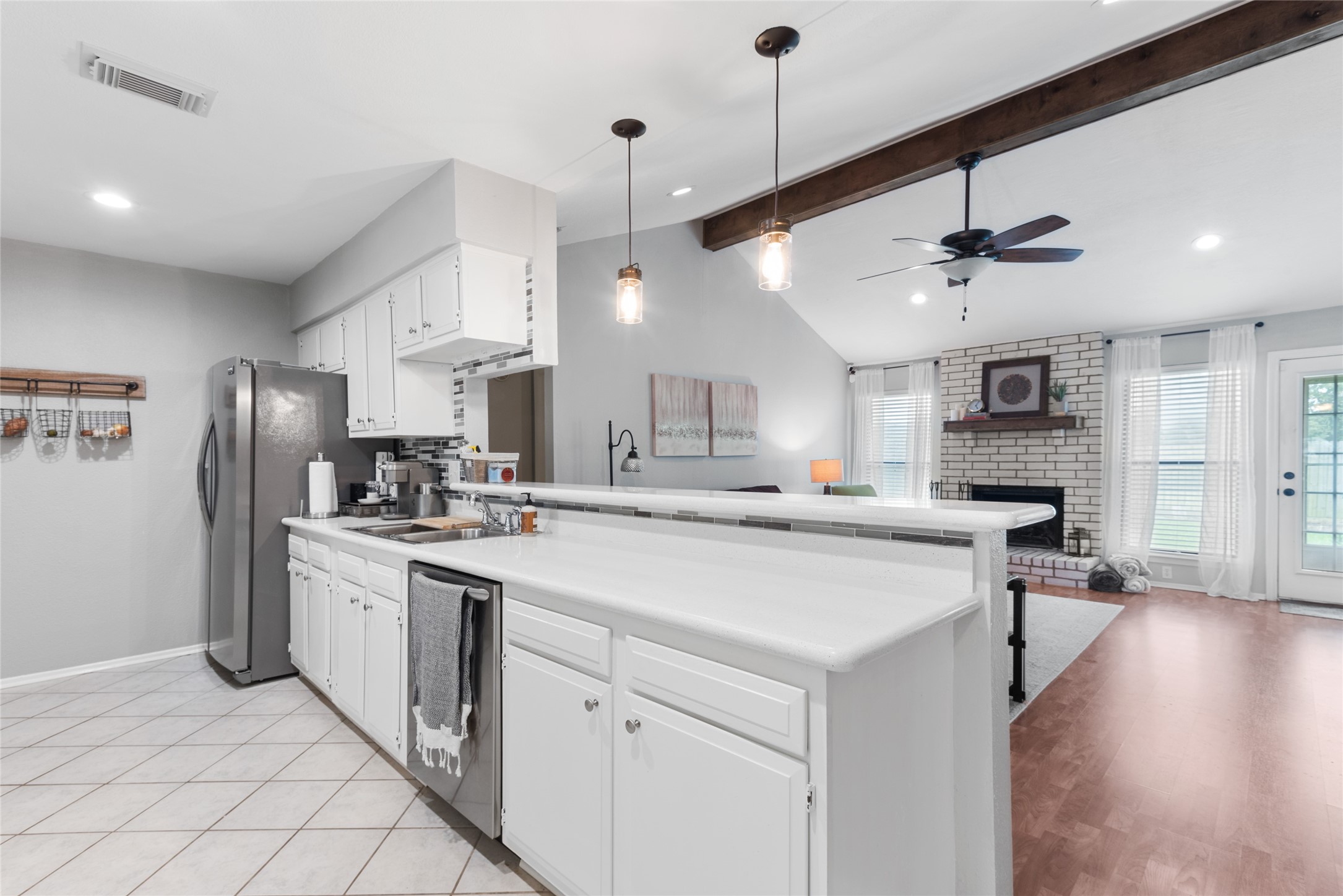 105 Sweetgum Street, League City, TX 77573