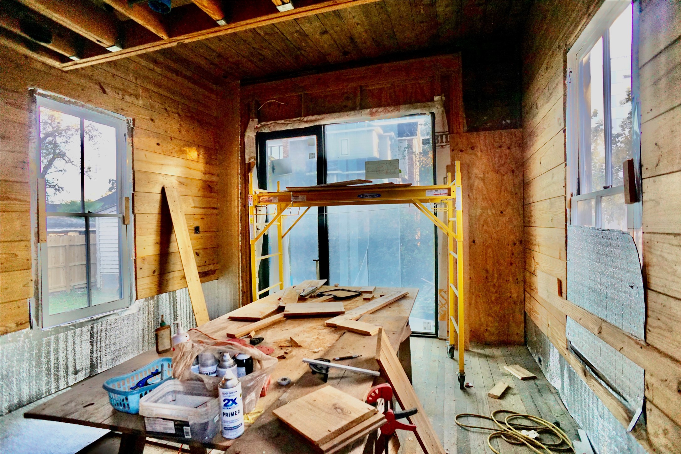2215 Kane Street, Houston, TX 77007 2215 Kane Street, Houston, TX 77007