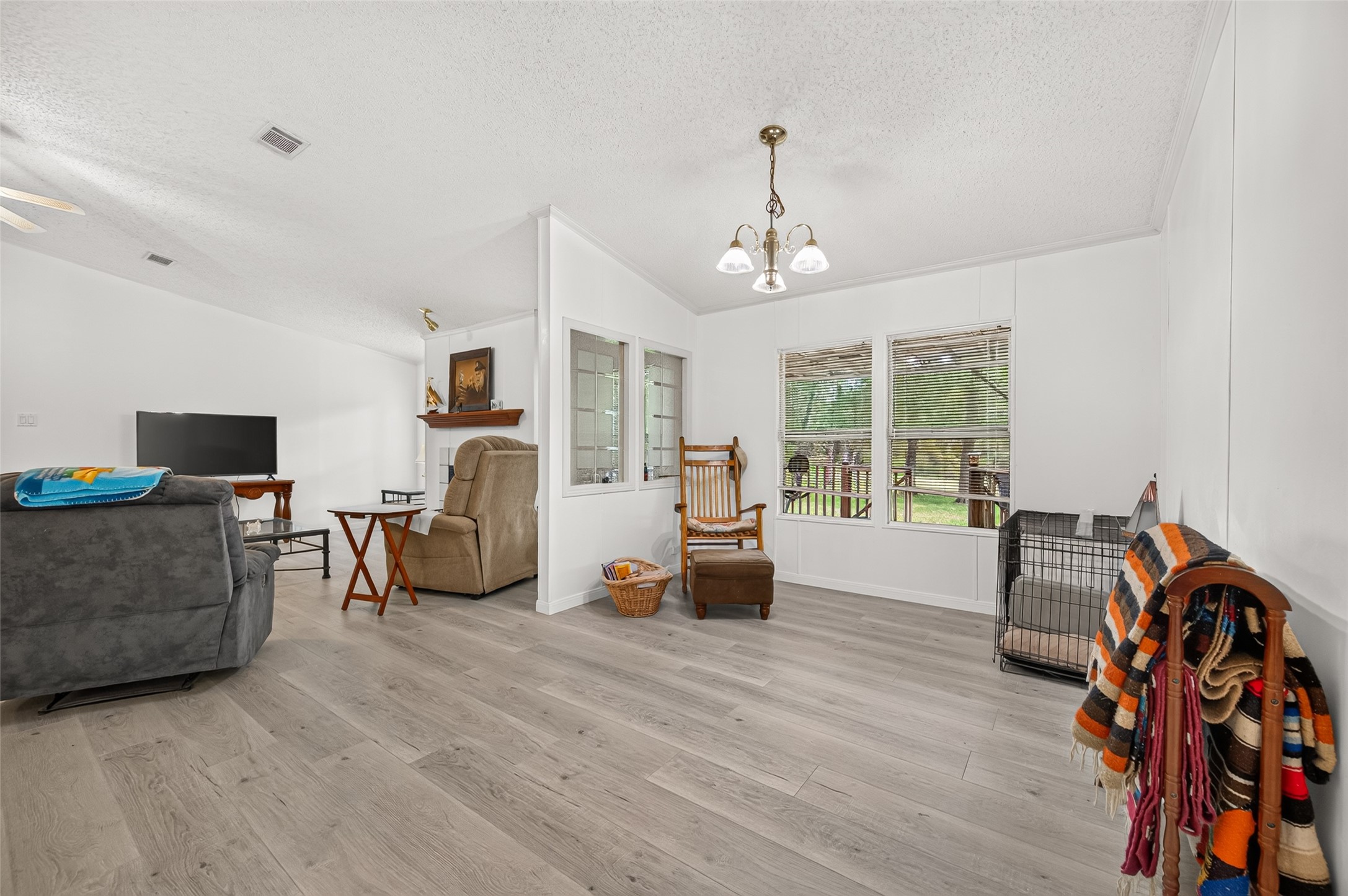 189 Hall Drive S, Montgomery, TX 77316