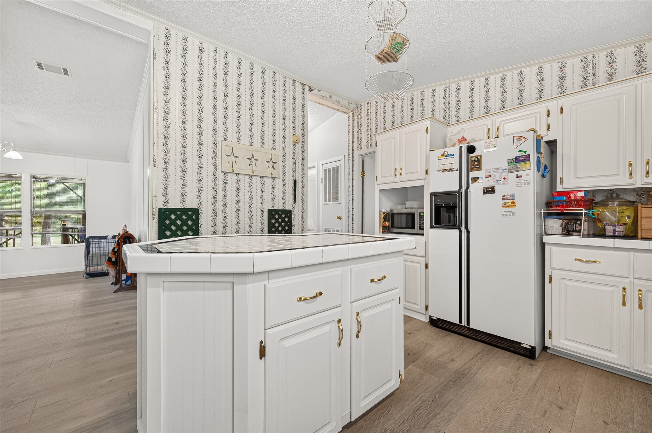 189 Hall Drive S, Montgomery, TX 77316