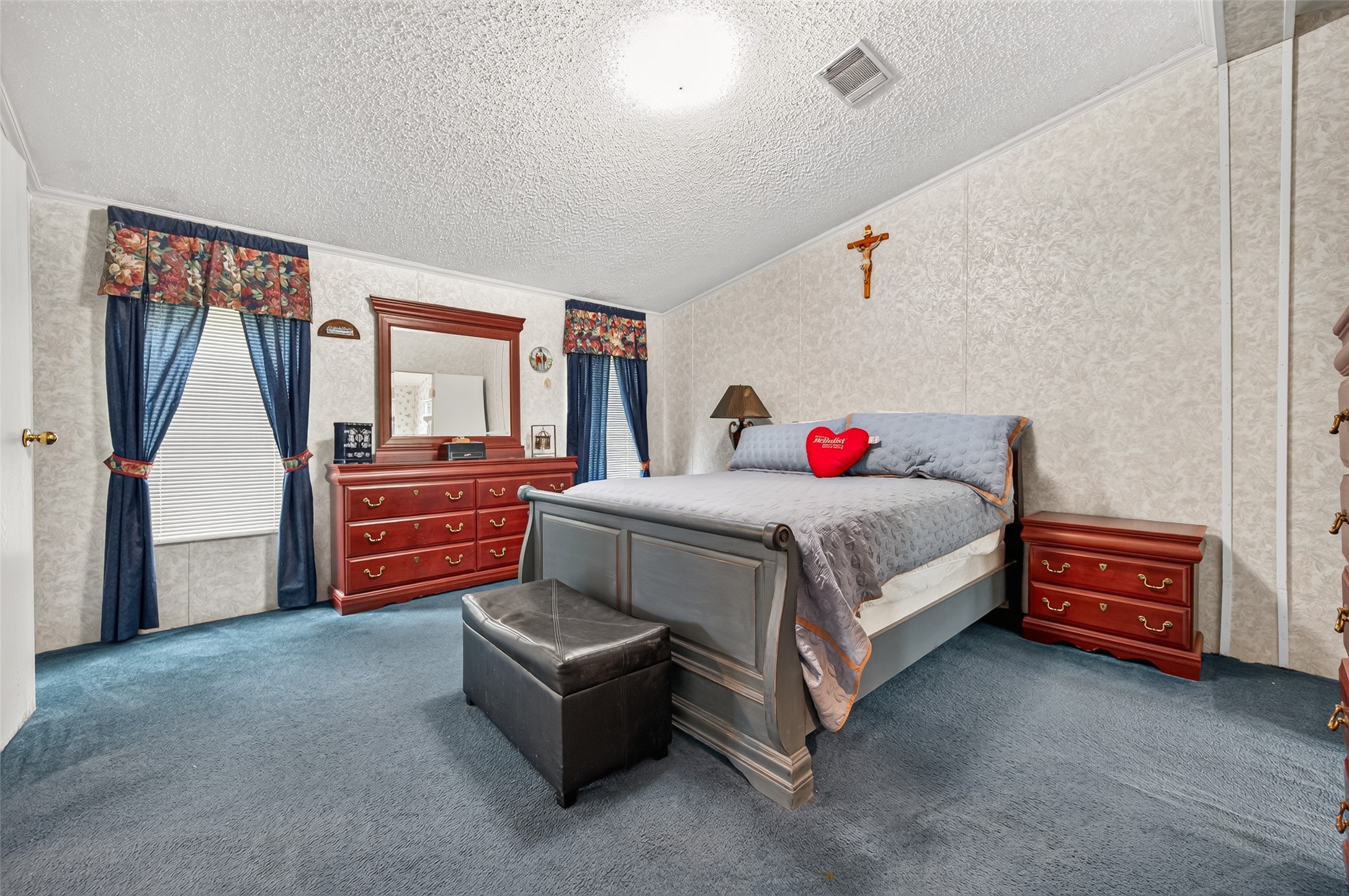 189 Hall Drive S, Montgomery, TX 77316