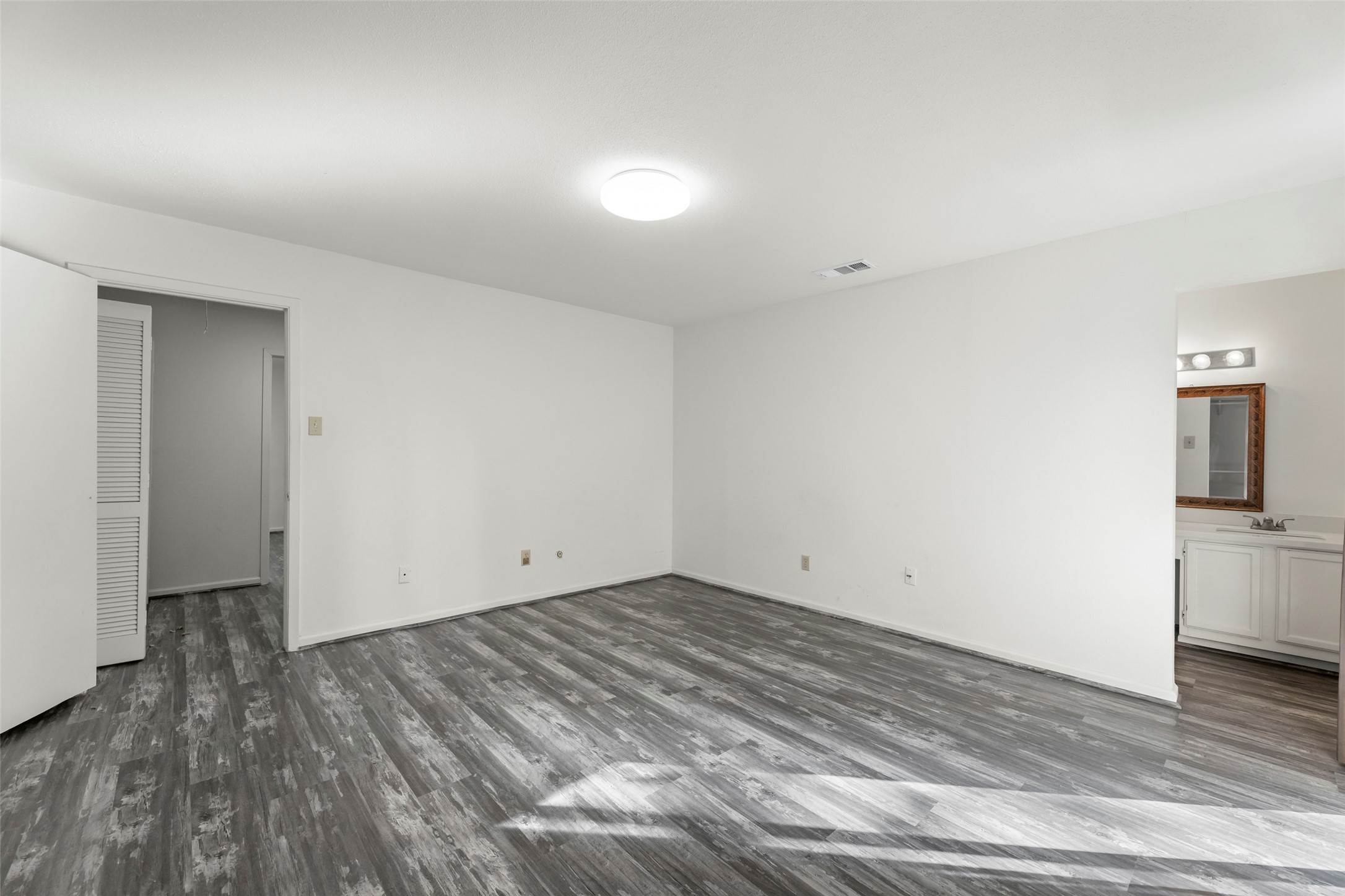 12839 Briarwest Circle, Houston, TX 77077