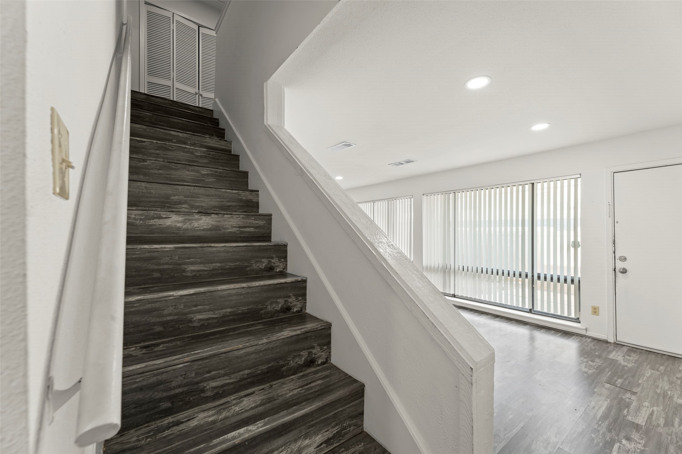 12839 Briarwest Circle, Houston, TX 77077