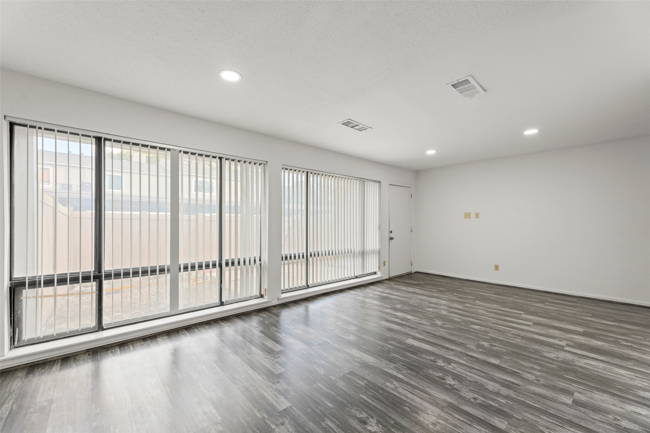 12839 Briarwest Circle, Houston, TX 77077 12839 Briarwest Circle, Houston, TX 77077