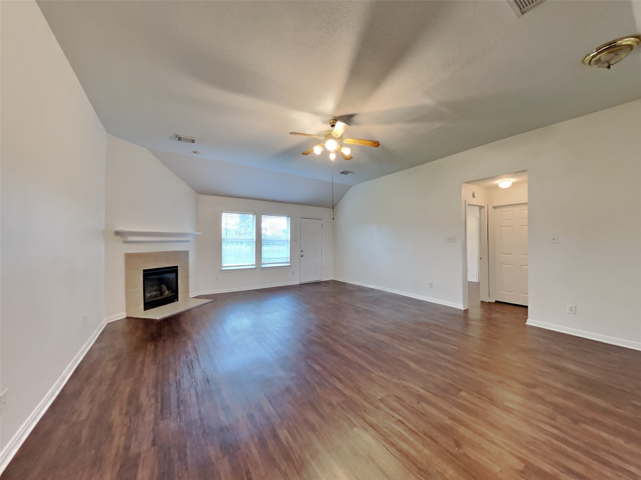 311 Green Isle Avenue, Dickinson, TX 77539