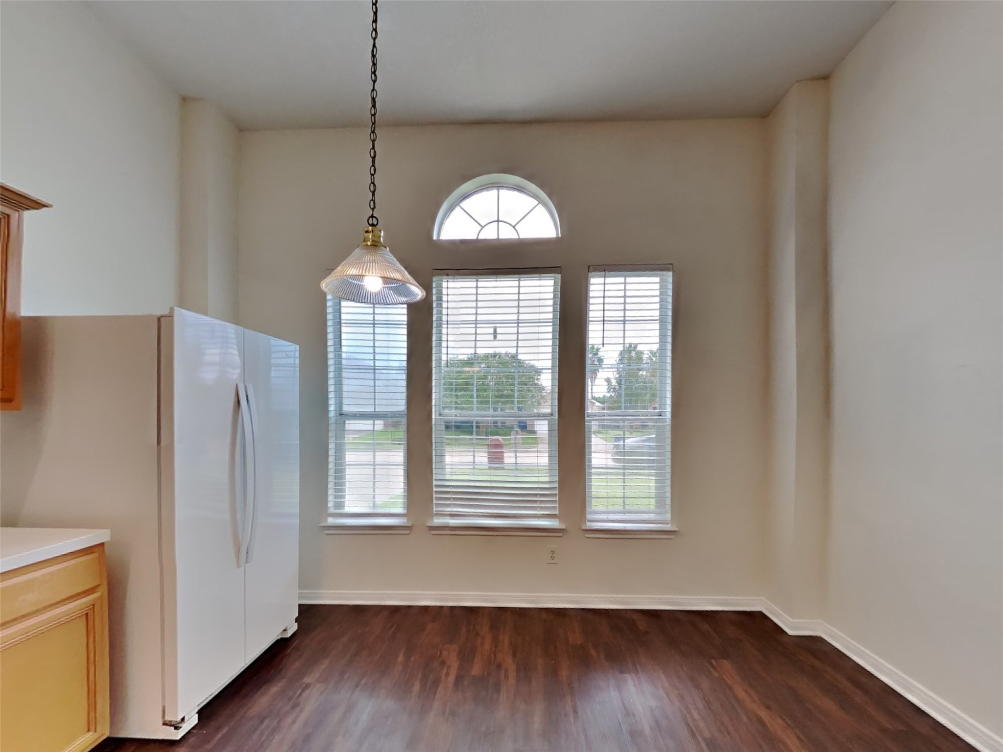 311 Green Isle Avenue, Dickinson, TX 77539