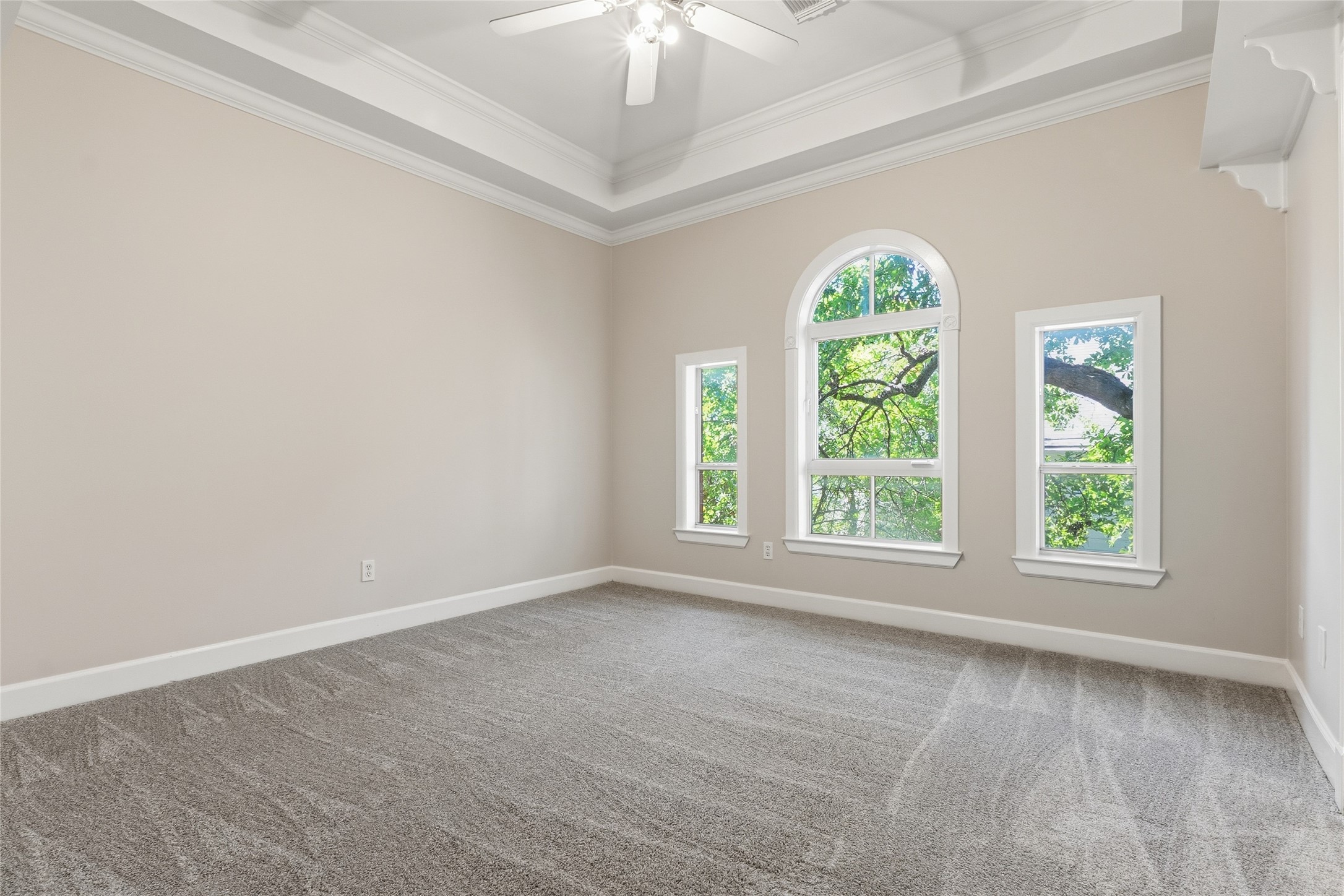 5910 Lake Street, Houston, TX 77005