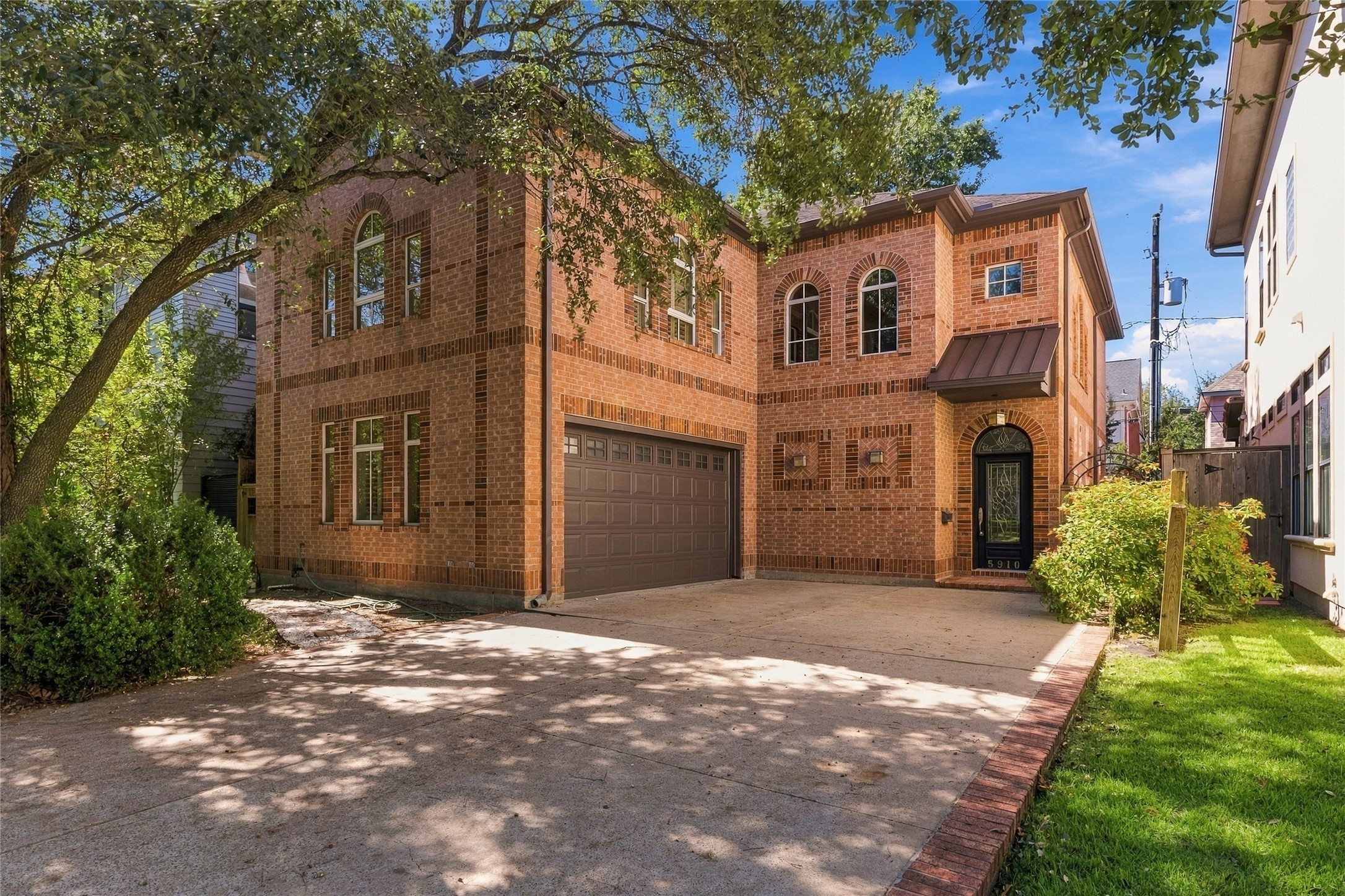 5910 Lake Street, Houston, TX 77005