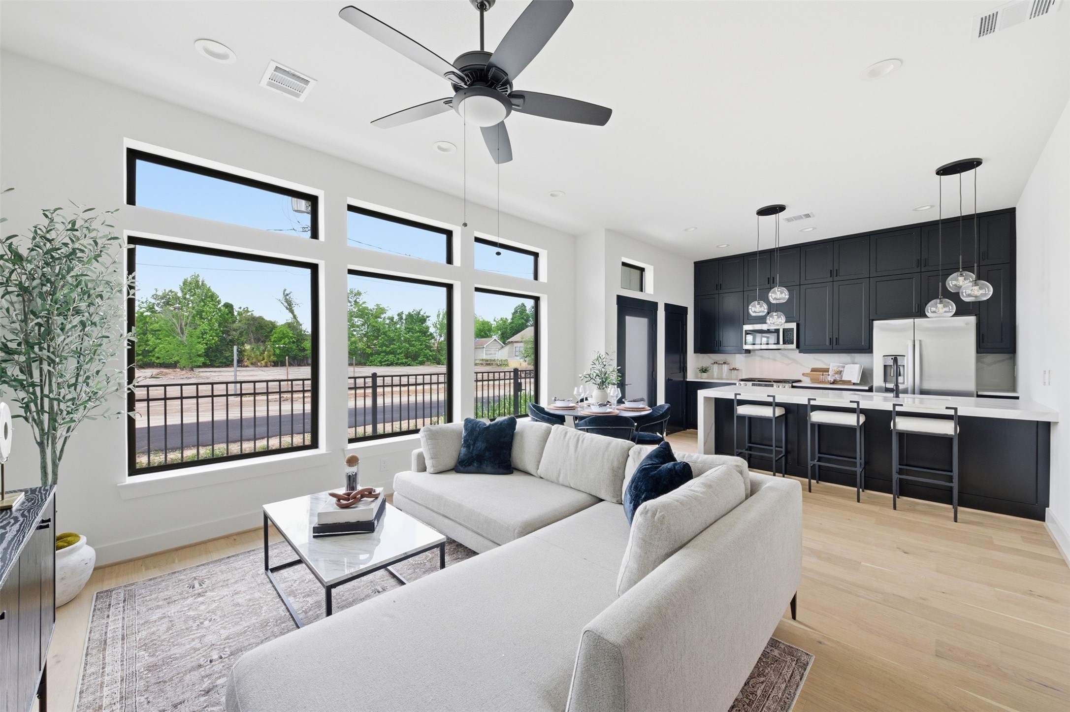 4603 Harrisburg Boulevard, #C, Houston, TX 77011