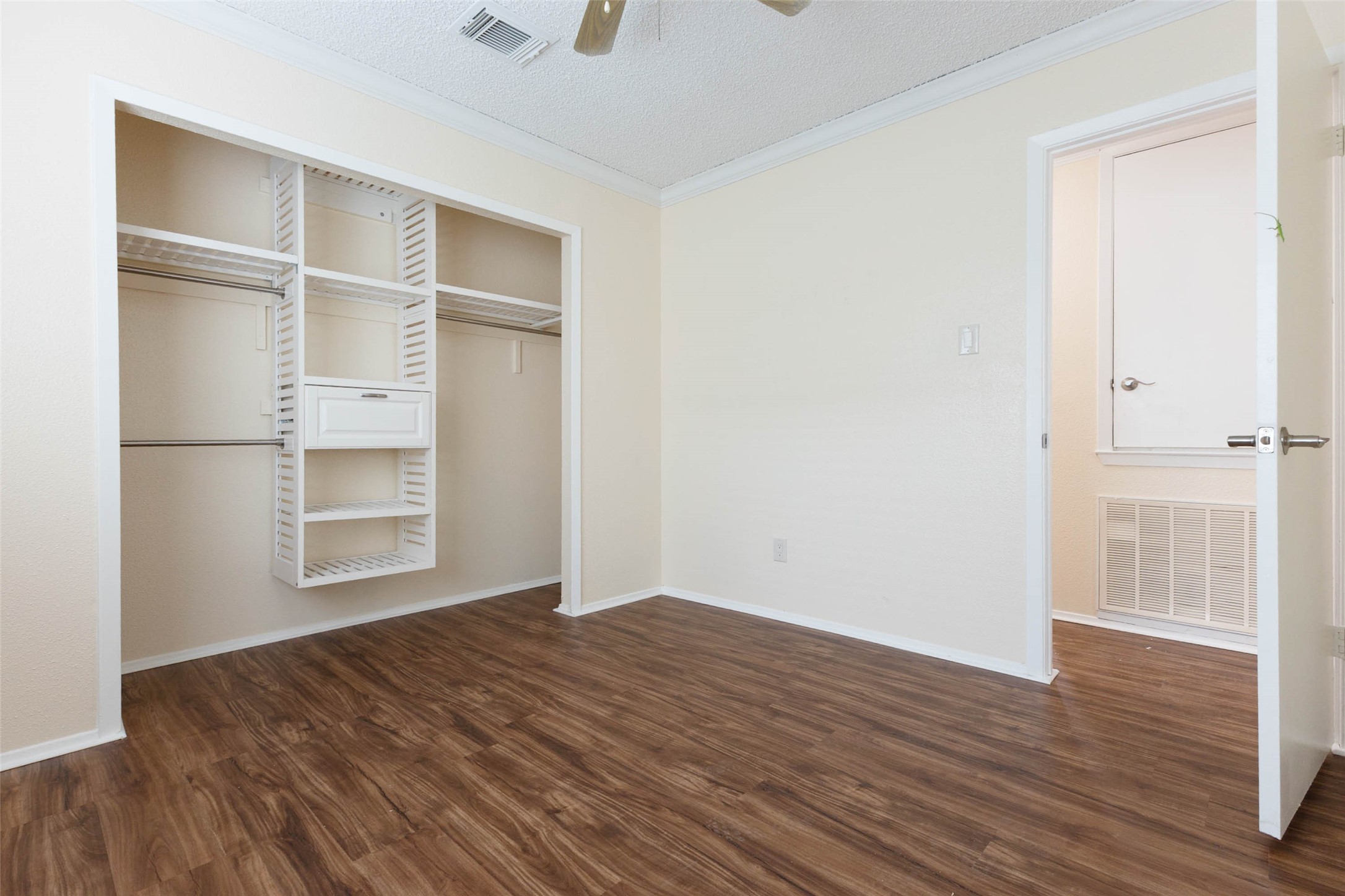 5614 Briarwood Forest Drive, Houston, TX 77088