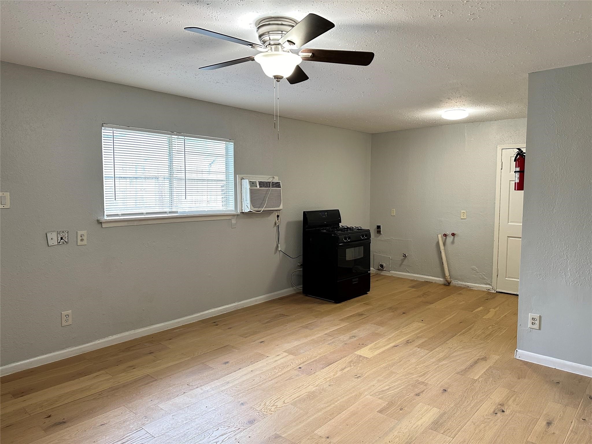 8010 Roswell Street, #1, Houston, TX 77022