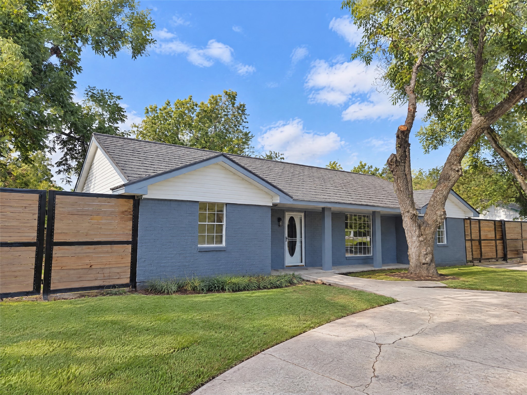 16411 Amcreek Road, Houston, TX 77068