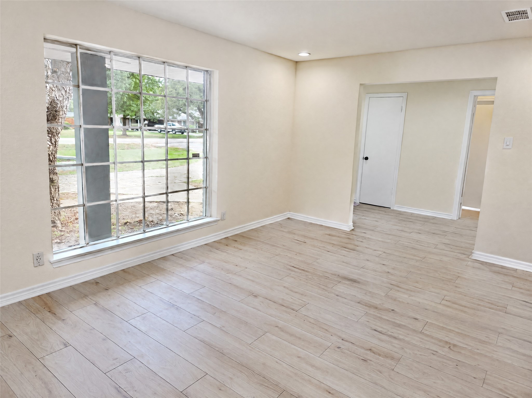 16411 Amcreek Road, Houston, TX 77068