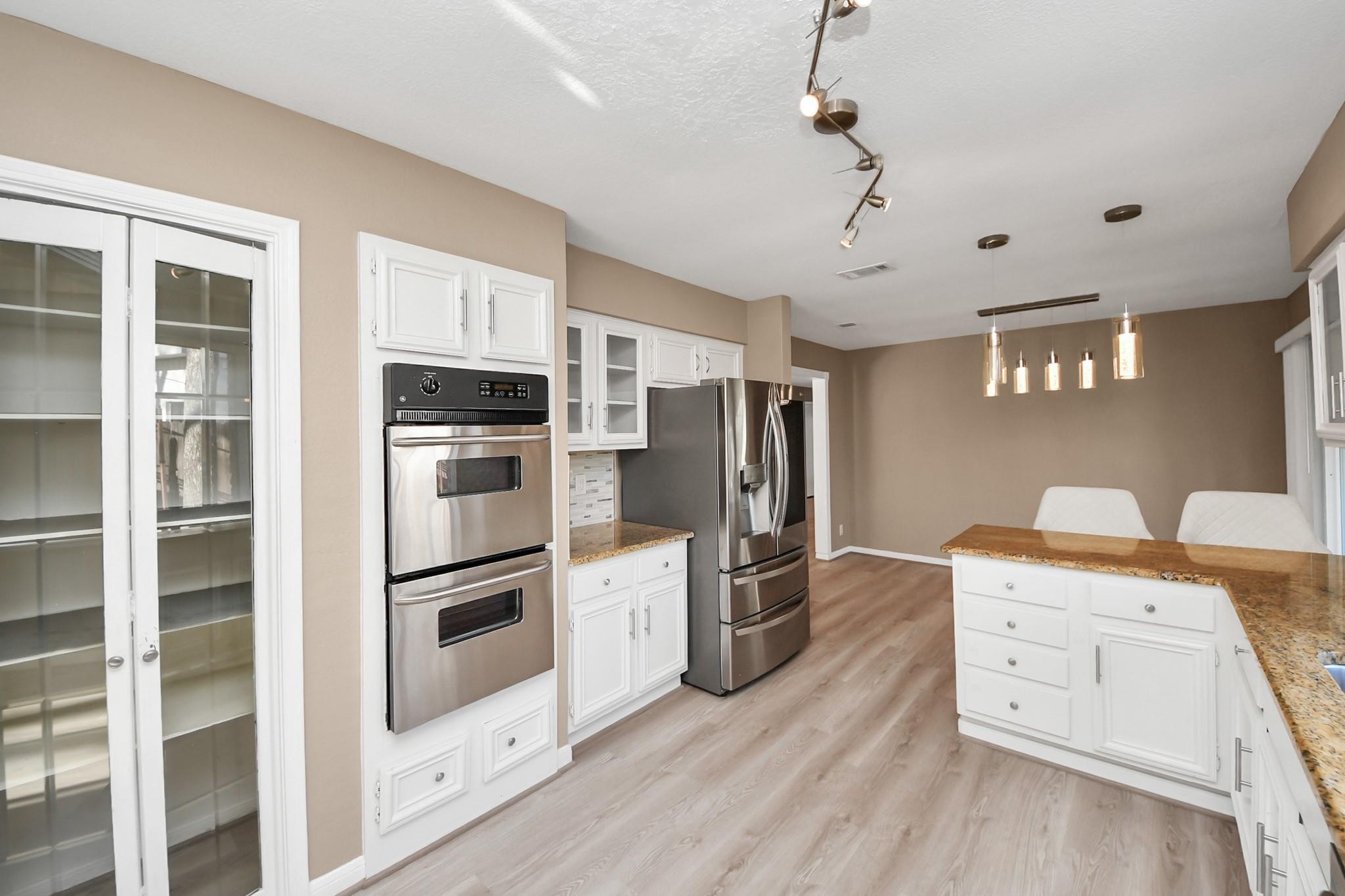 1710 Wildwood Lane, Richmond, TX 77406