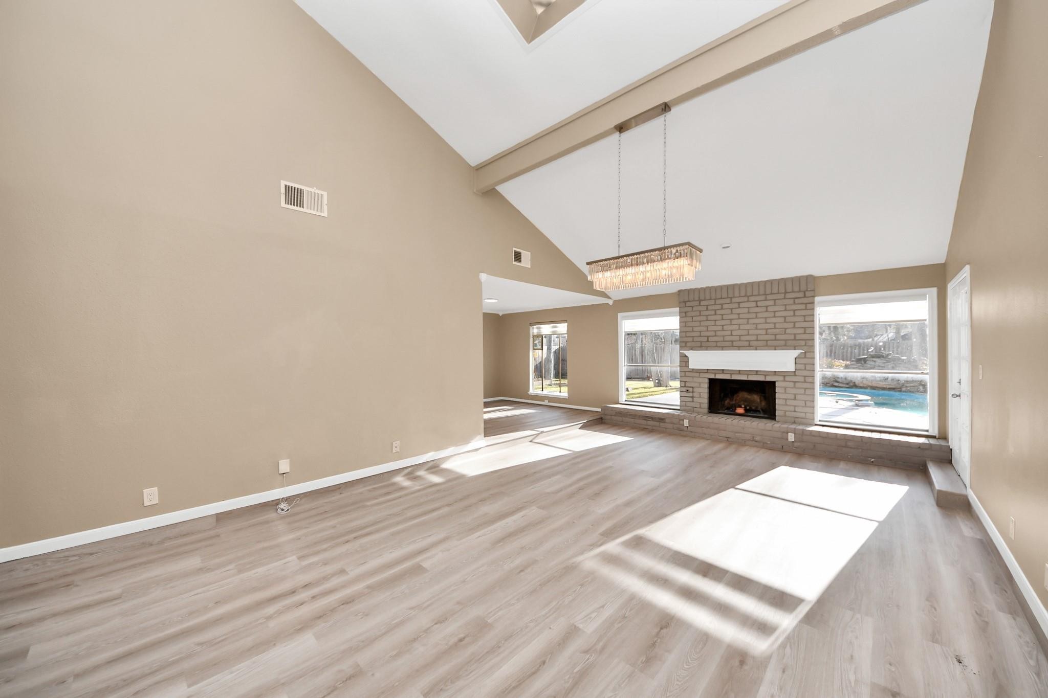 1710 Wildwood Lane, Richmond, TX 77406