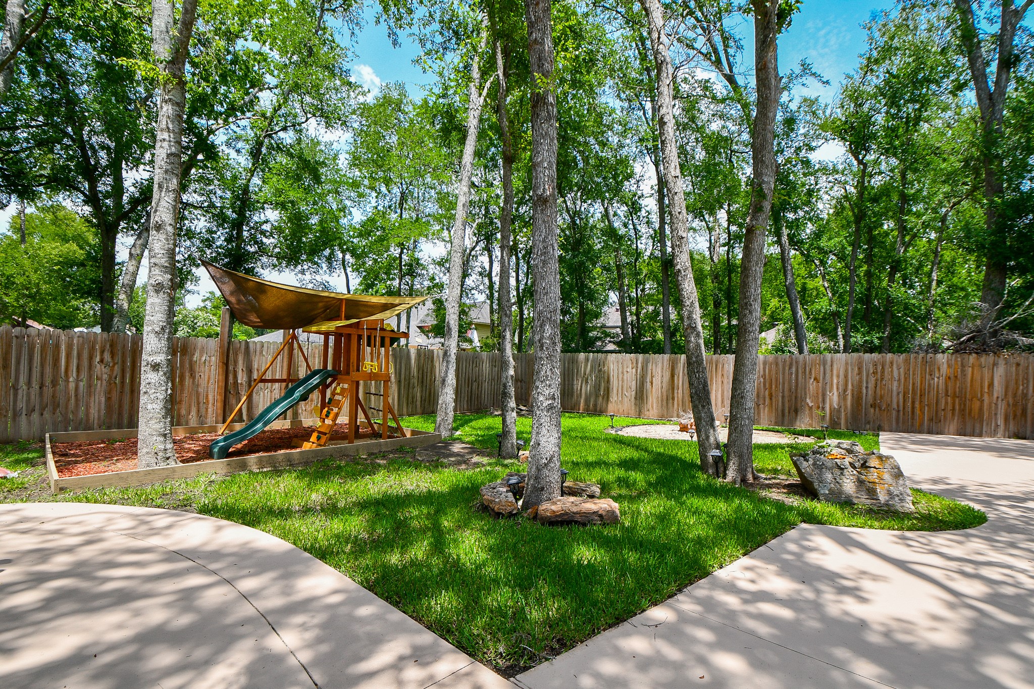 1710 Wildwood Lane, Richmond, TX 77406