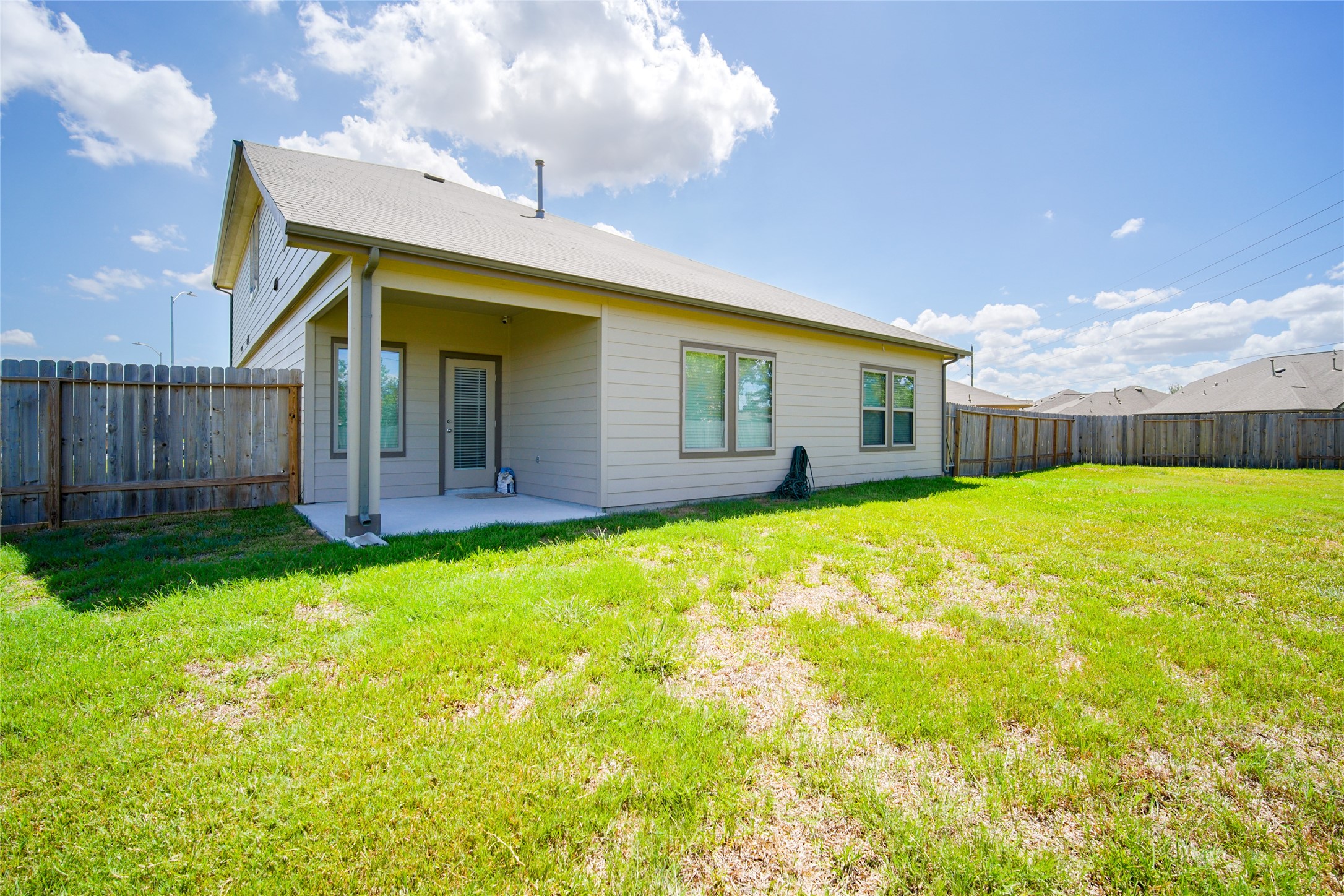 6802 Amber Cliff Lane, Rosenberg, TX 77469