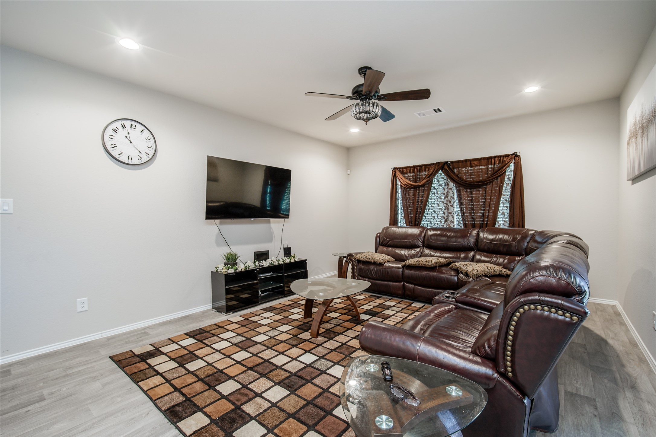 6802 Amber Cliff Lane, Rosenberg, TX 77469