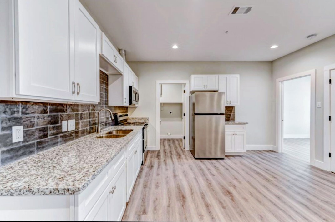 2906 Berry Road, #6, Houston, TX 77093 2906 Berry Road, #6, Houston, TX 77093
