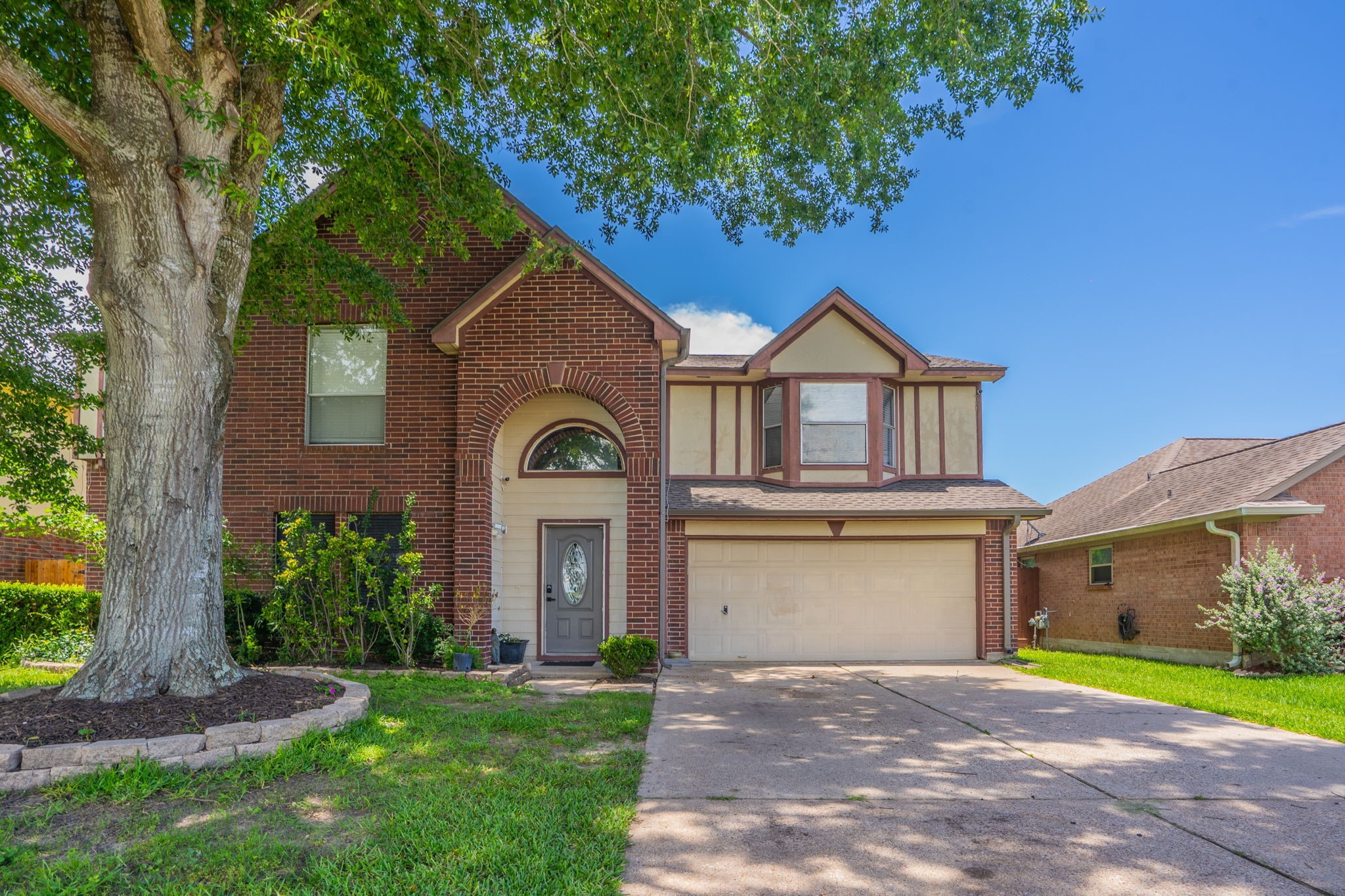 2304 Caroline Street, Dickinson, TX 77539 2304 Caroline Street, Dickinson, TX 77539