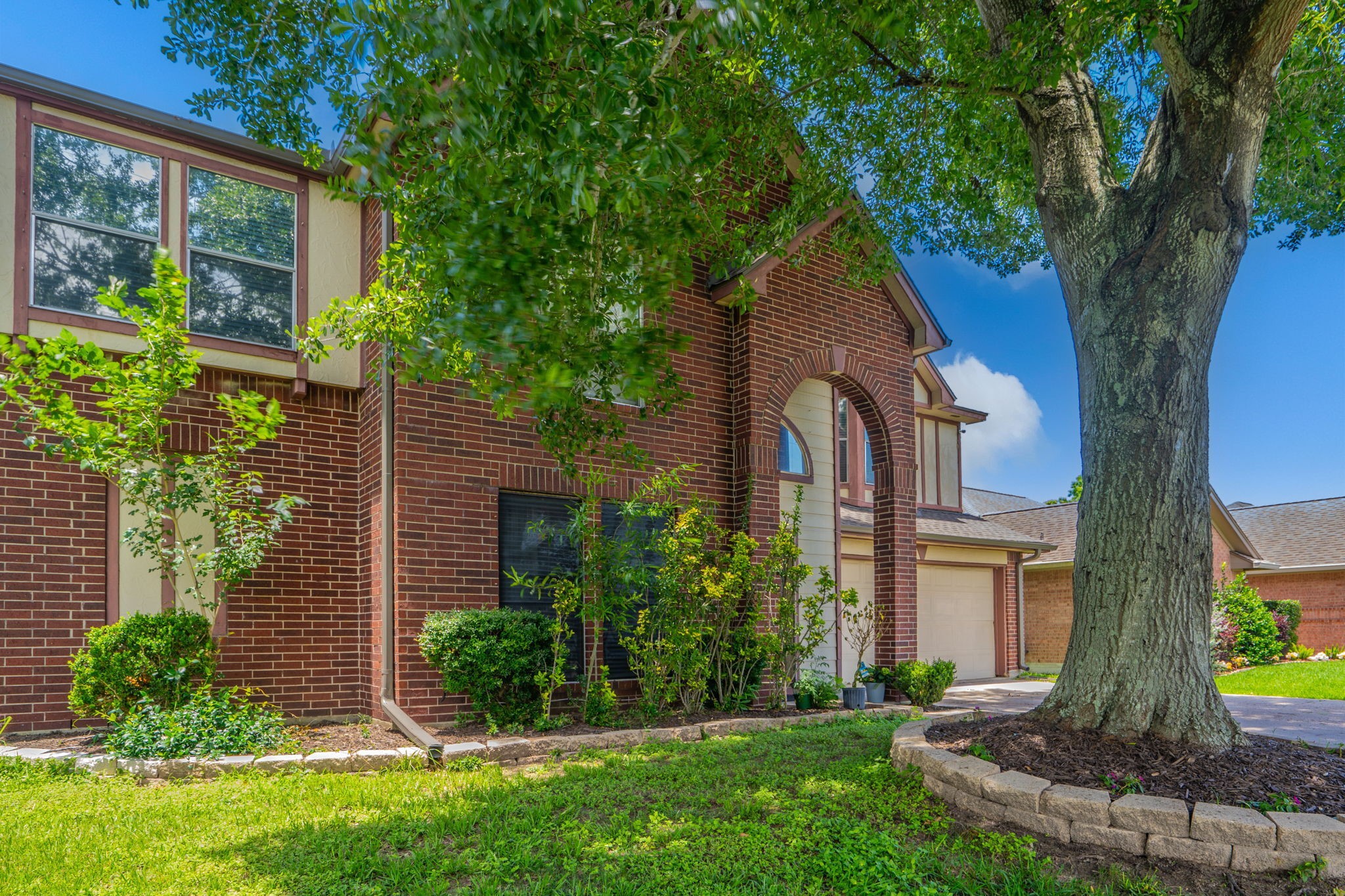 2304 Caroline Street, Dickinson, TX 77539