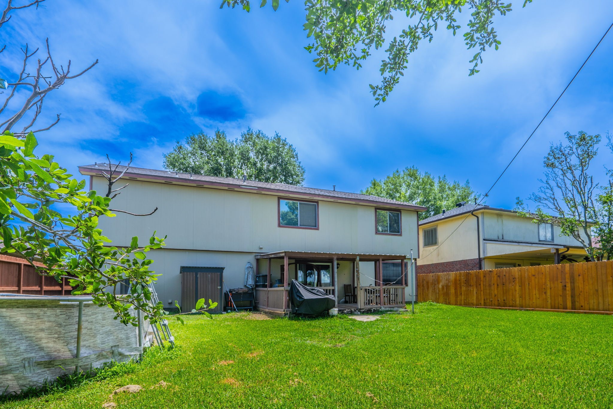 2304 Caroline Street, Dickinson, TX 77539