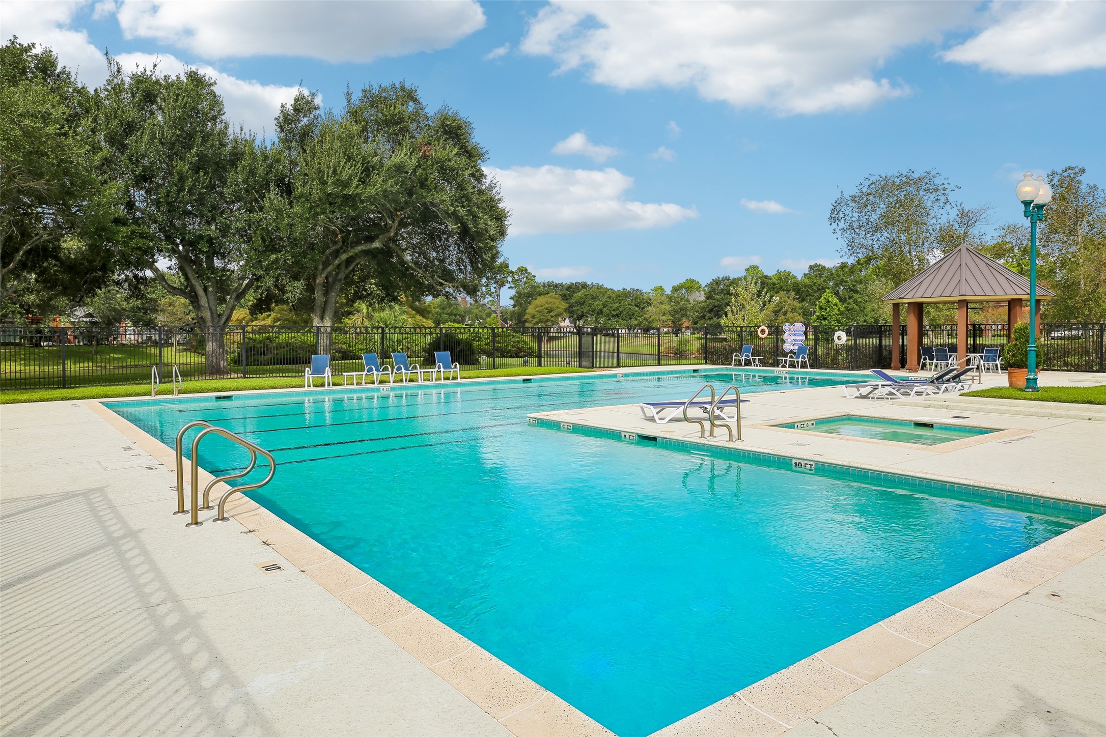 5214 Summer Snow Drive, Houston, TX 77041