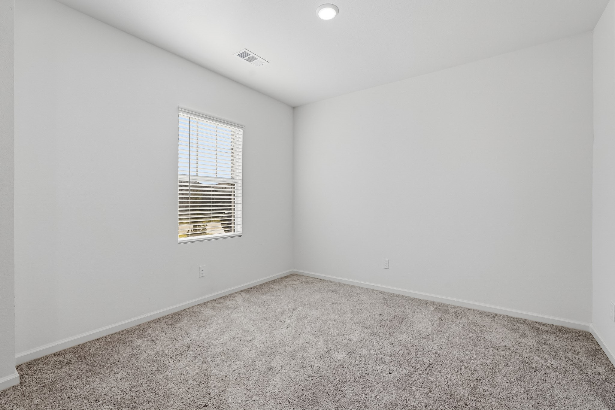 This bright and versatile flex space offers endless possibilities to suit your lifestyle, whether envisioned as an elegant formal dining room, a productive home office, or a cozy sitting area. This bright and versatile flex space offers endless possibilities to suit your lifestyle, whether envisioned as an elegant formal dining room, a productive home office, or a cozy sitting area.