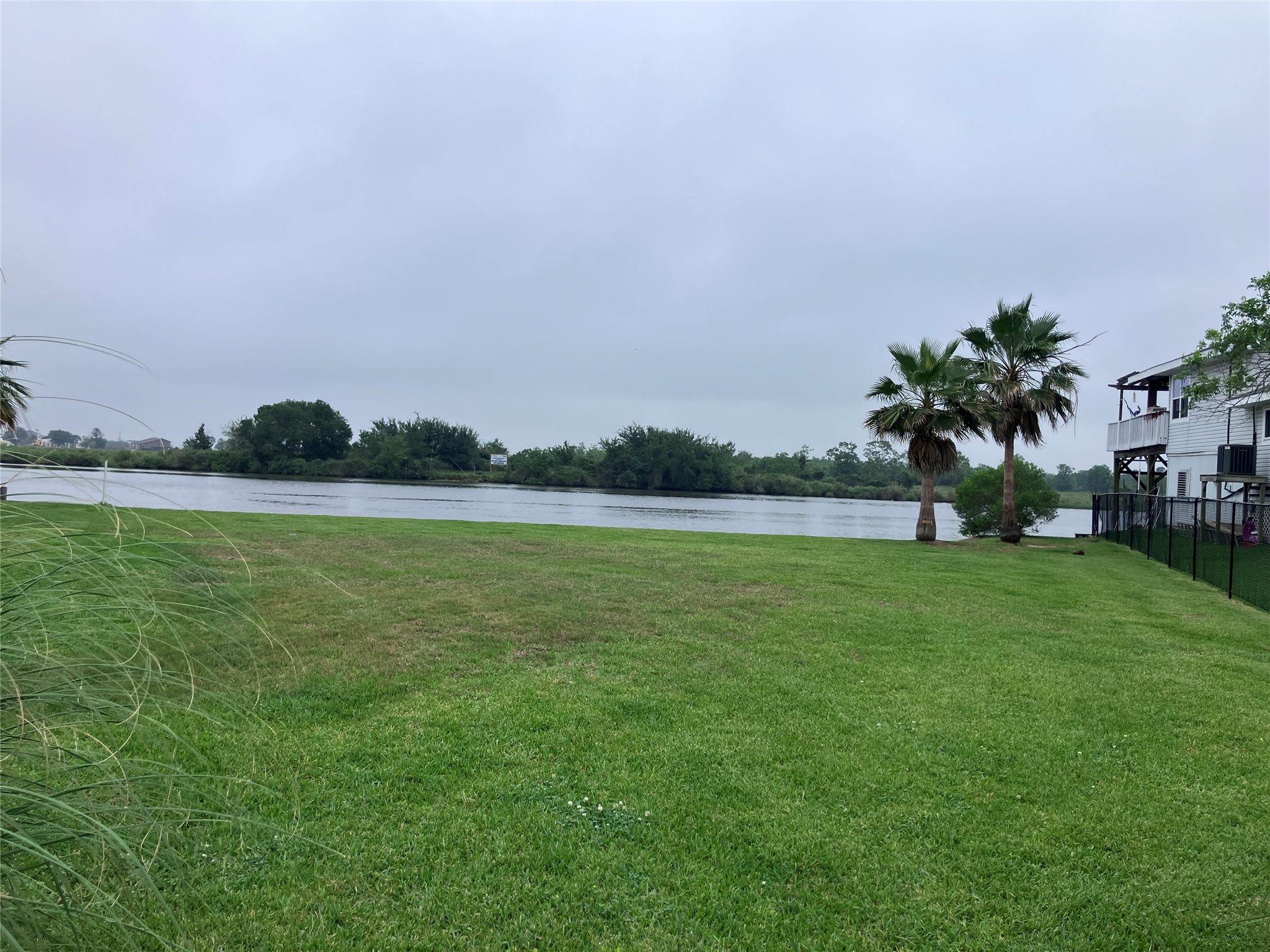 4408 Island Drive, Dickinson, TX 77539