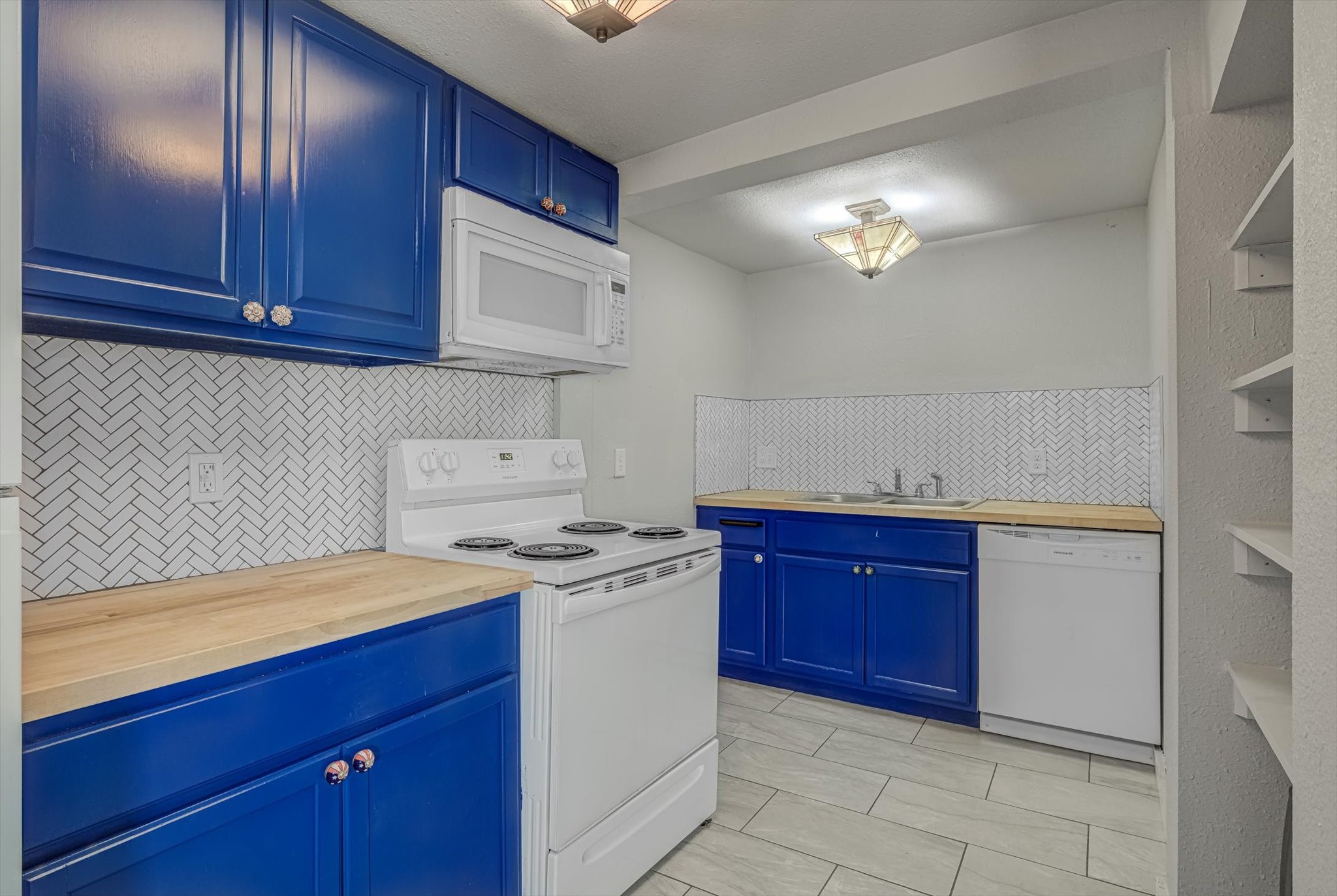 1708 19th St Street, #3, Galveston, TX 77550 1708 19th St Street, #3, Galveston, TX 77550
