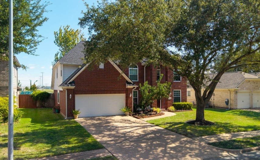 1109 Park Green Drive, Deer Park, TX 77536