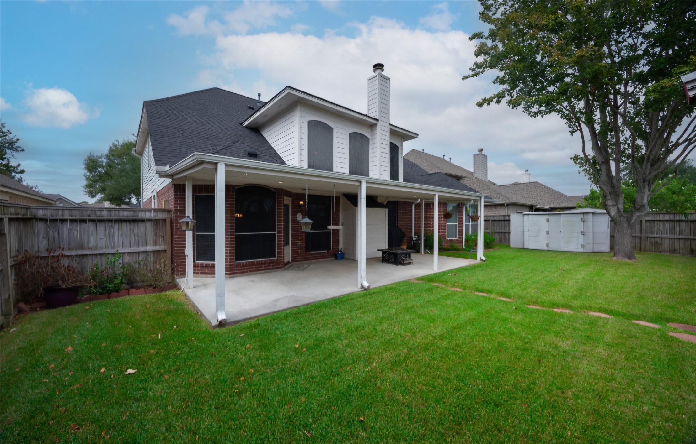 1109 Park Green Drive, Deer Park, TX 77536