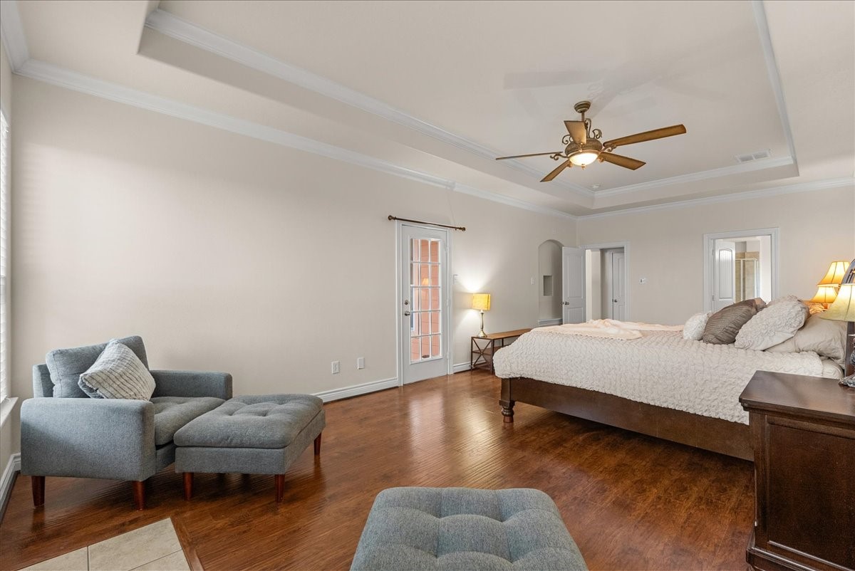 5230 Lagoon Court, Bacliff, TX 77518