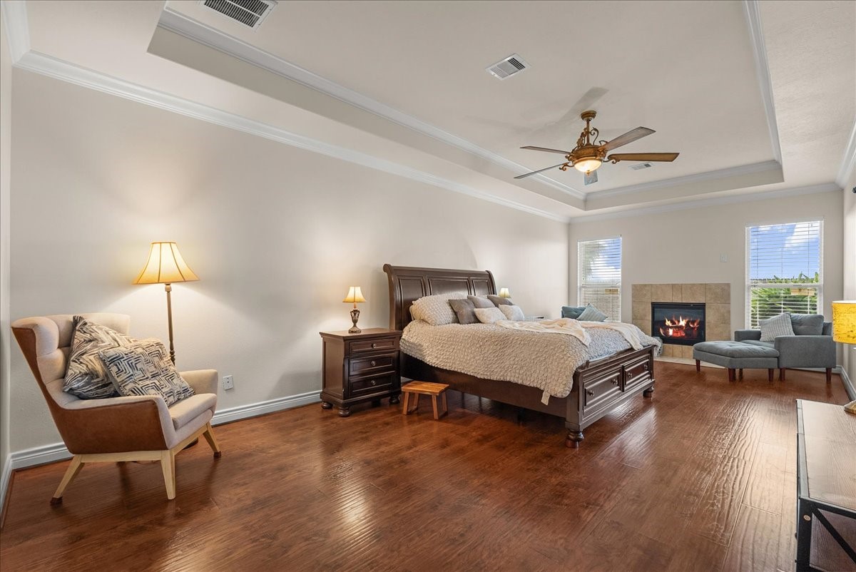 5230 Lagoon Court, Bacliff, TX 77518