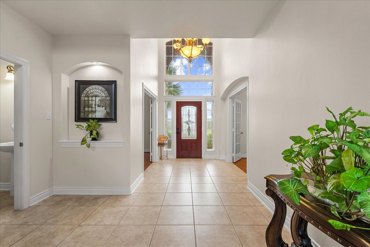 5230 Lagoon Court, Bacliff, TX 77518
