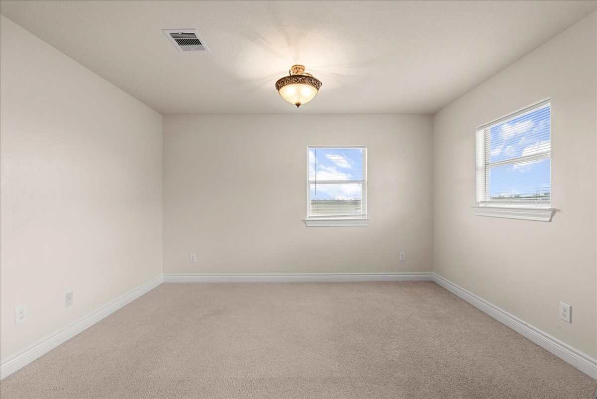 5230 Lagoon Court, Bacliff, TX 77518