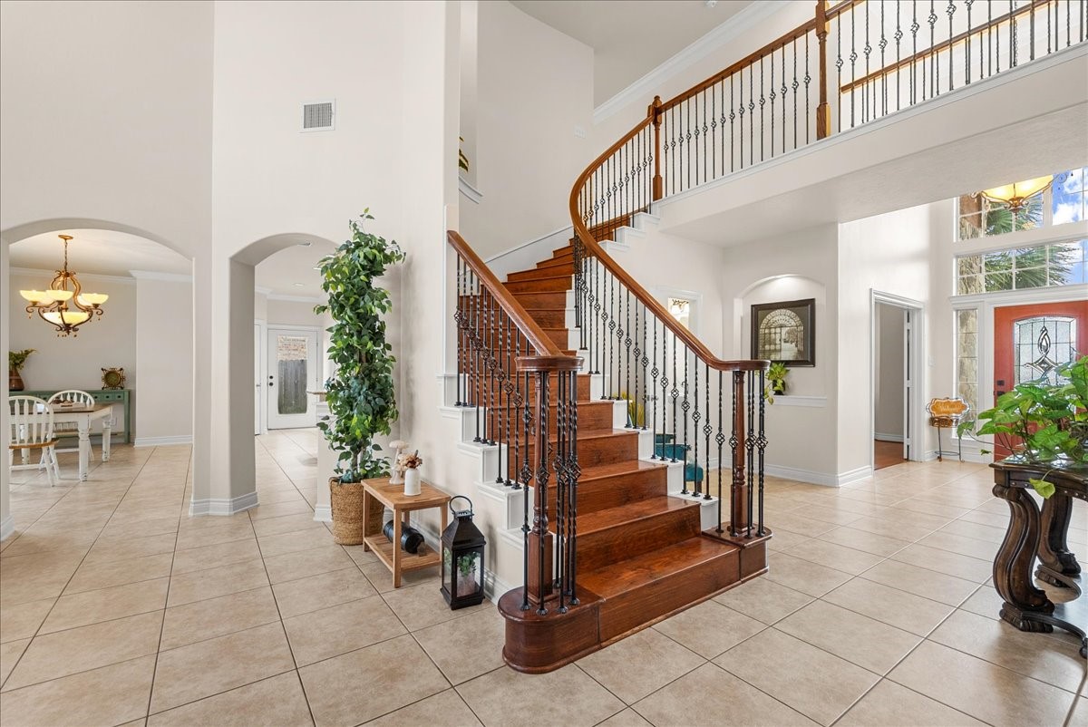 5230 Lagoon Court, Bacliff, TX 77518