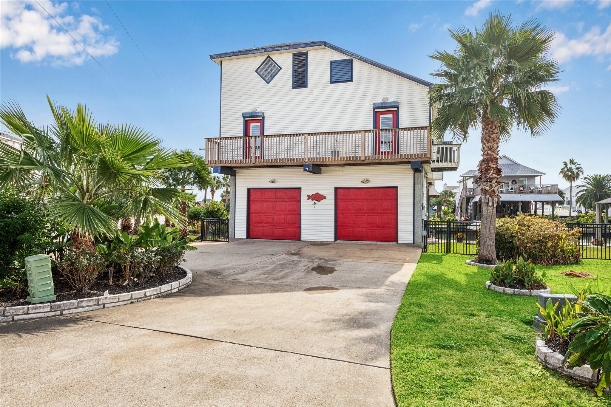 270 Isles End Road, Tiki Island, TX 77554 270 Isles End Road, Tiki Island, TX 77554