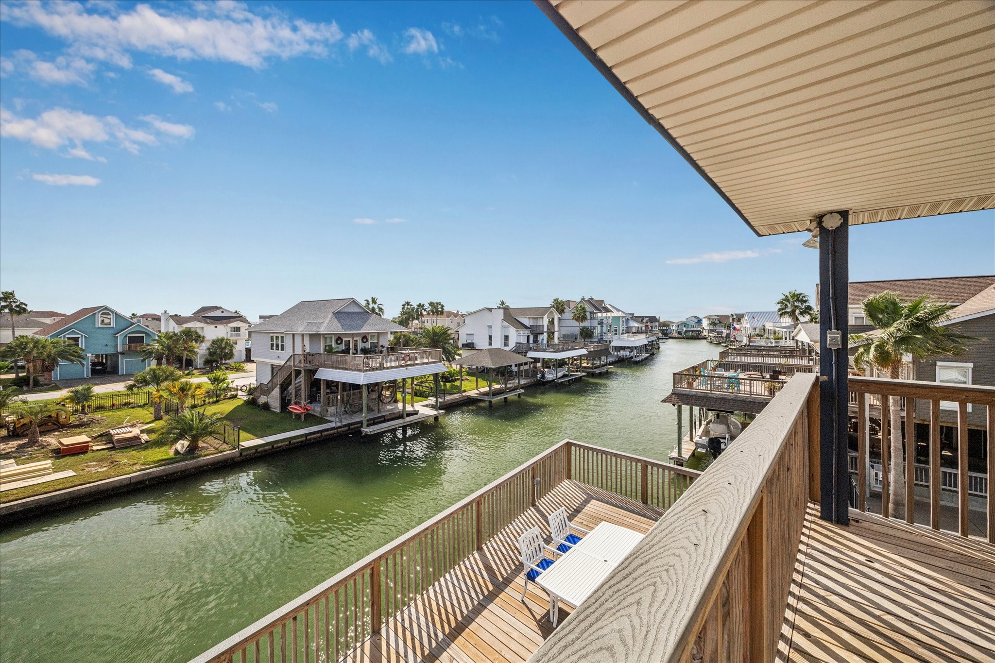 270 Isles End Road, Tiki Island, TX 77554