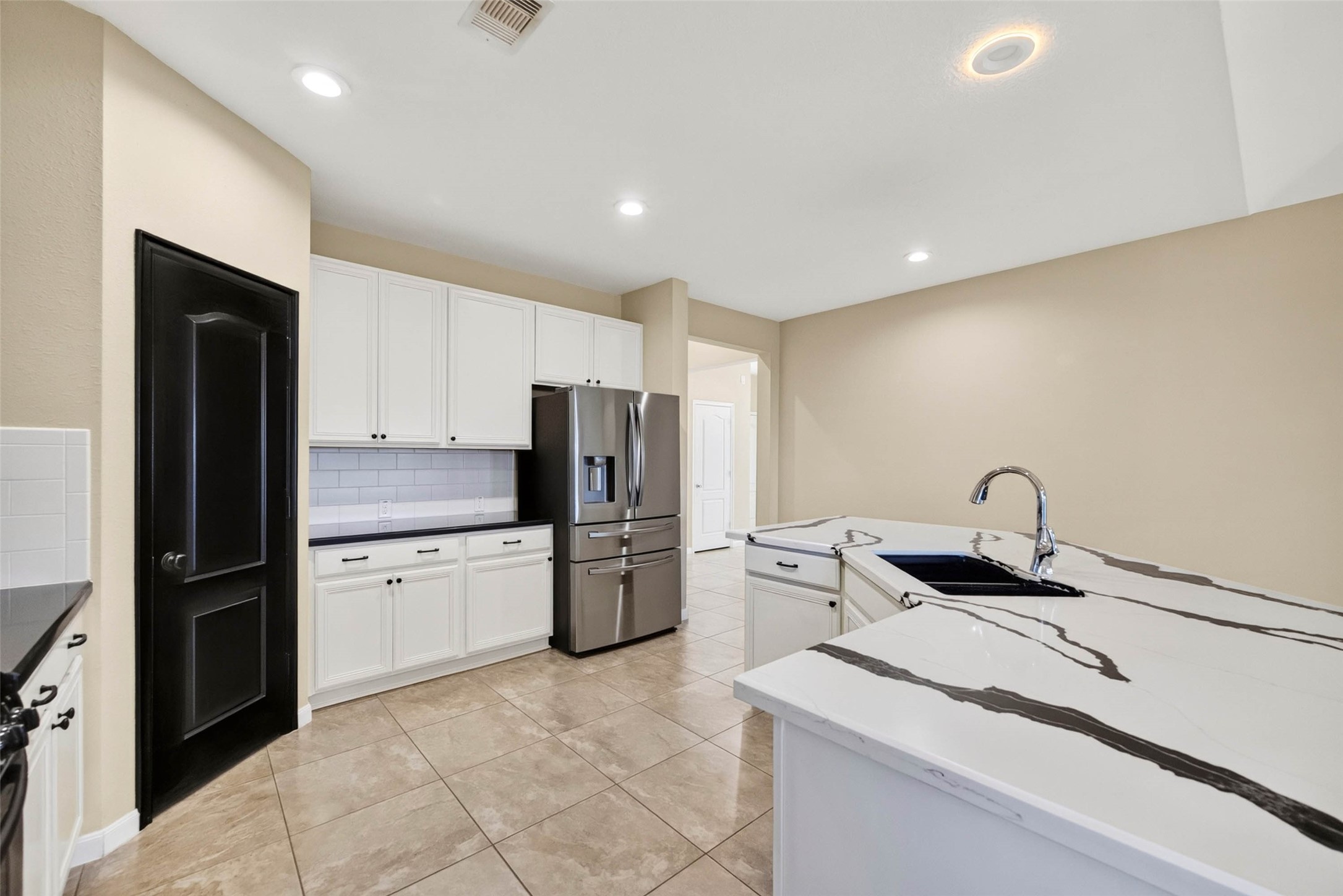 2750 Lomelina Lane, League City, TX 77573