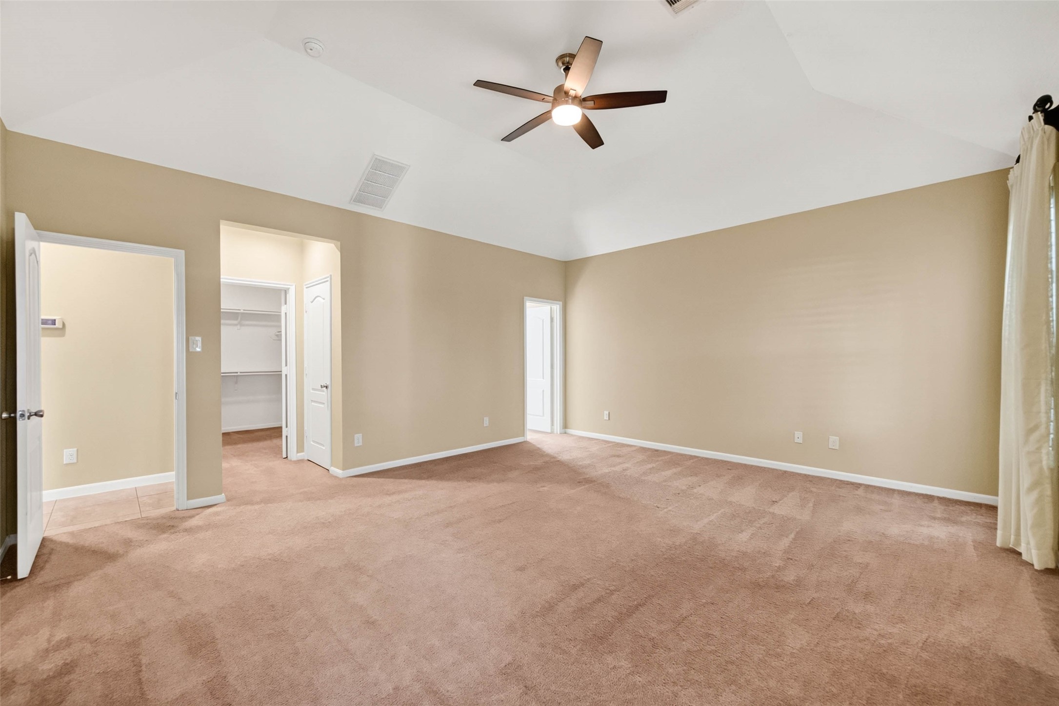 2750 Lomelina Lane, League City, TX 77573