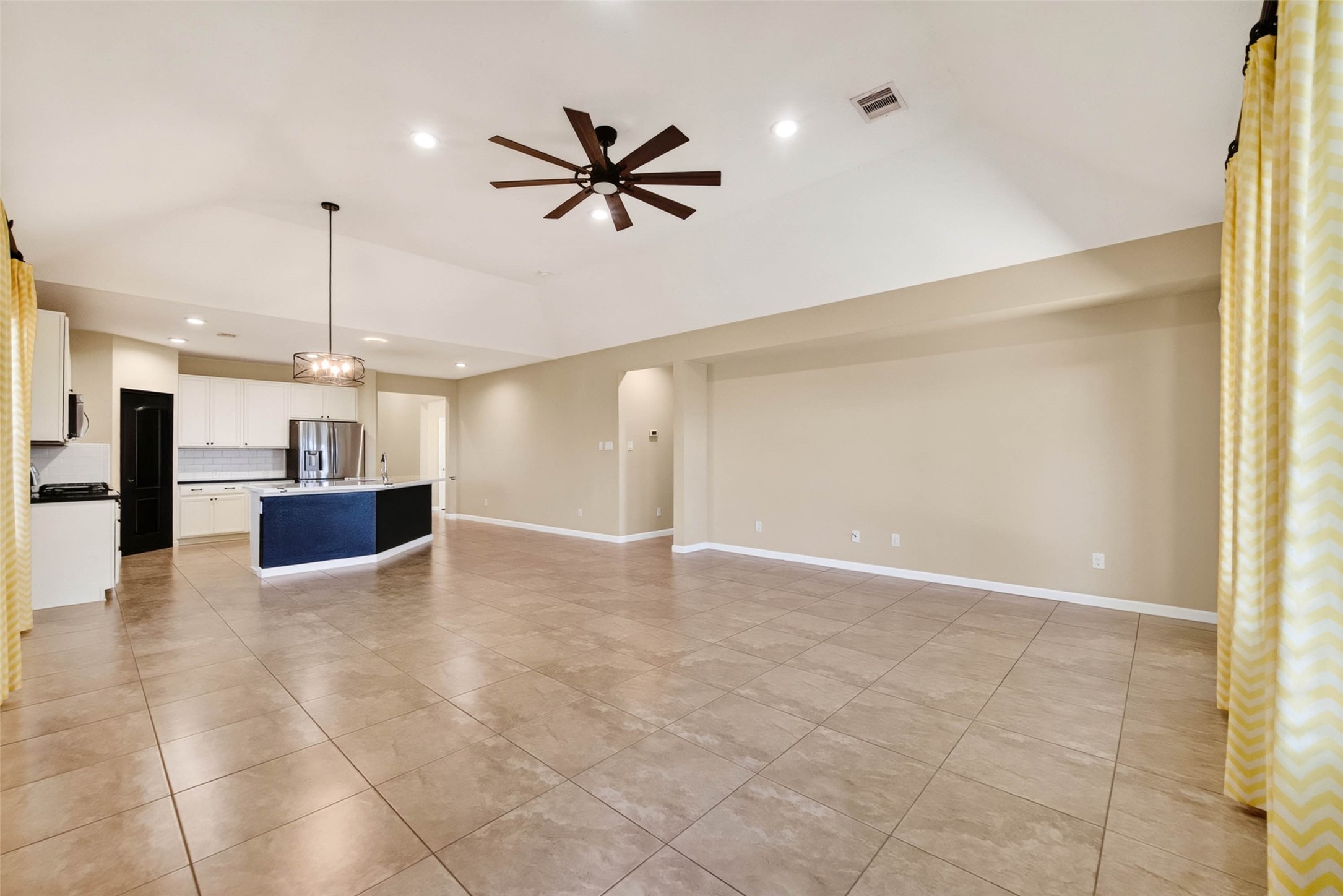 2750 Lomelina Lane, League City, TX 77573