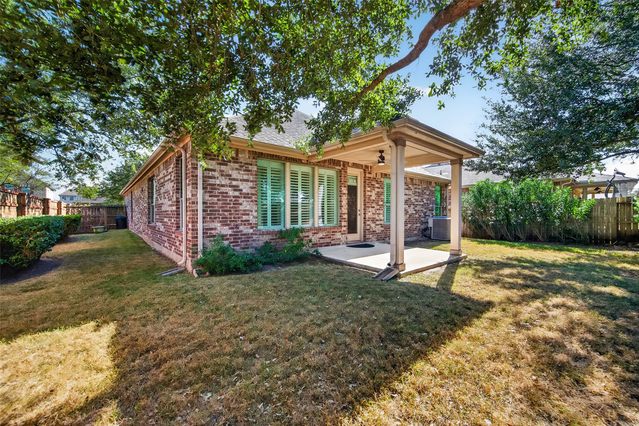 2750 Lomelina Lane, League City, TX 77573