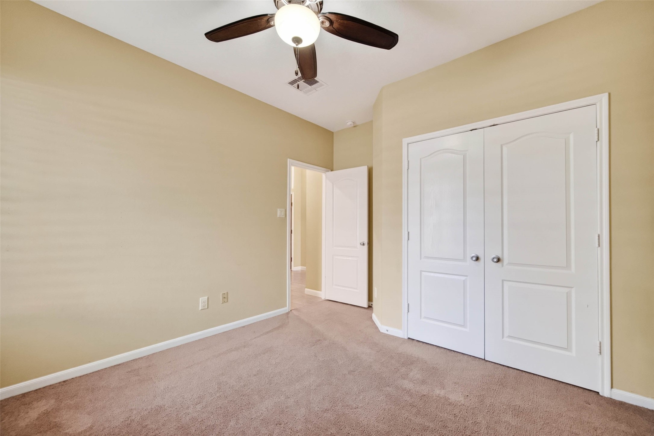 2750 Lomelina Lane, League City, TX 77573