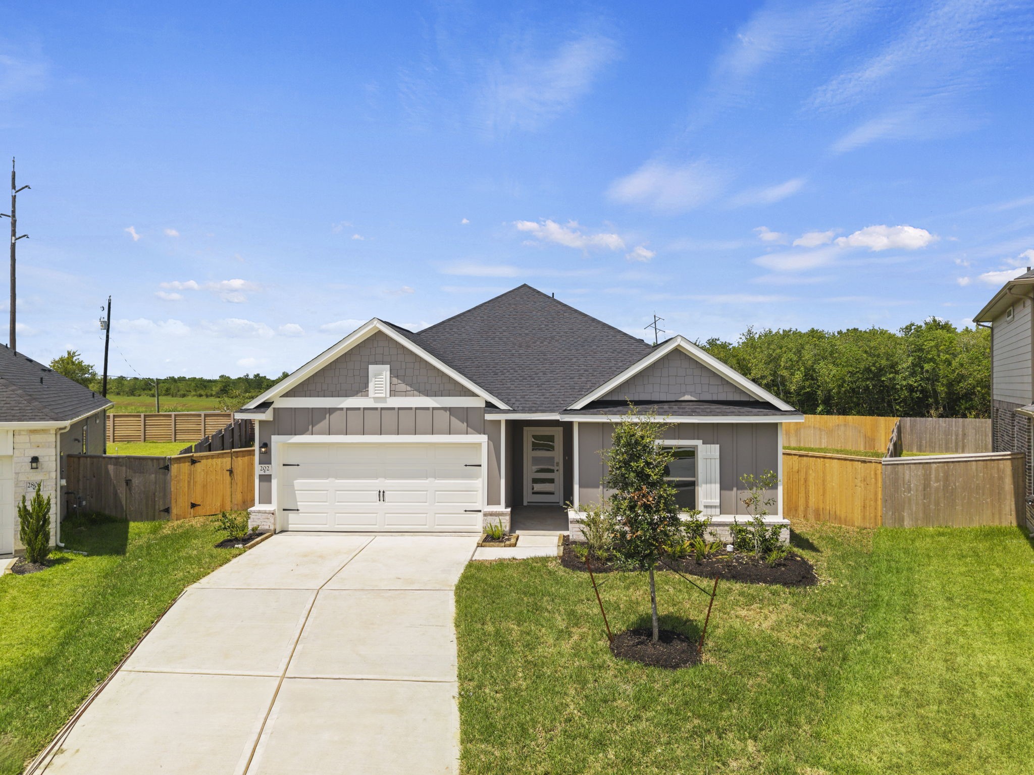 202 Orchard Laurel Drive, Alvin, TX 77511