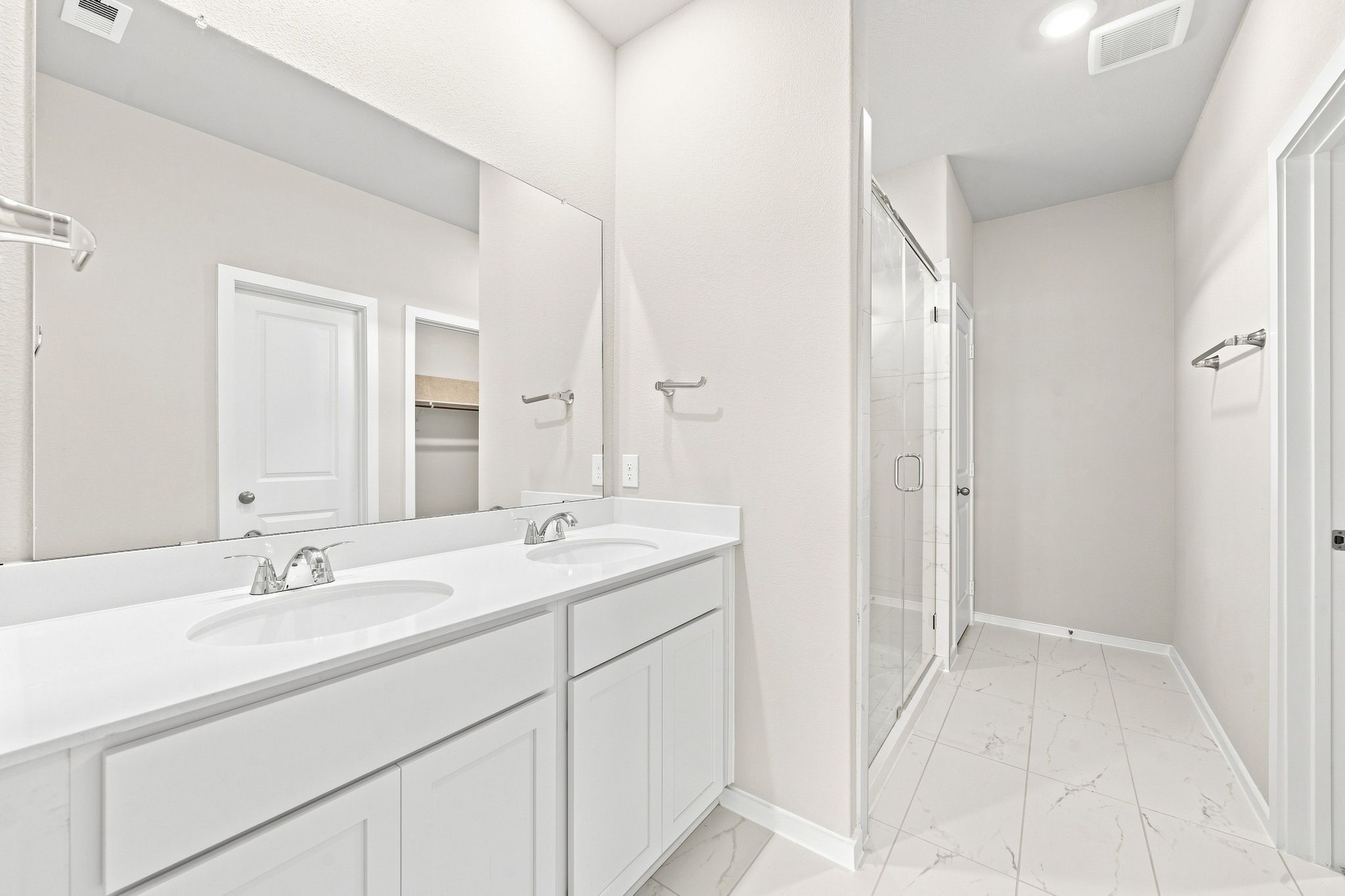 202 Orchard Laurel Drive, Alvin, TX 77511