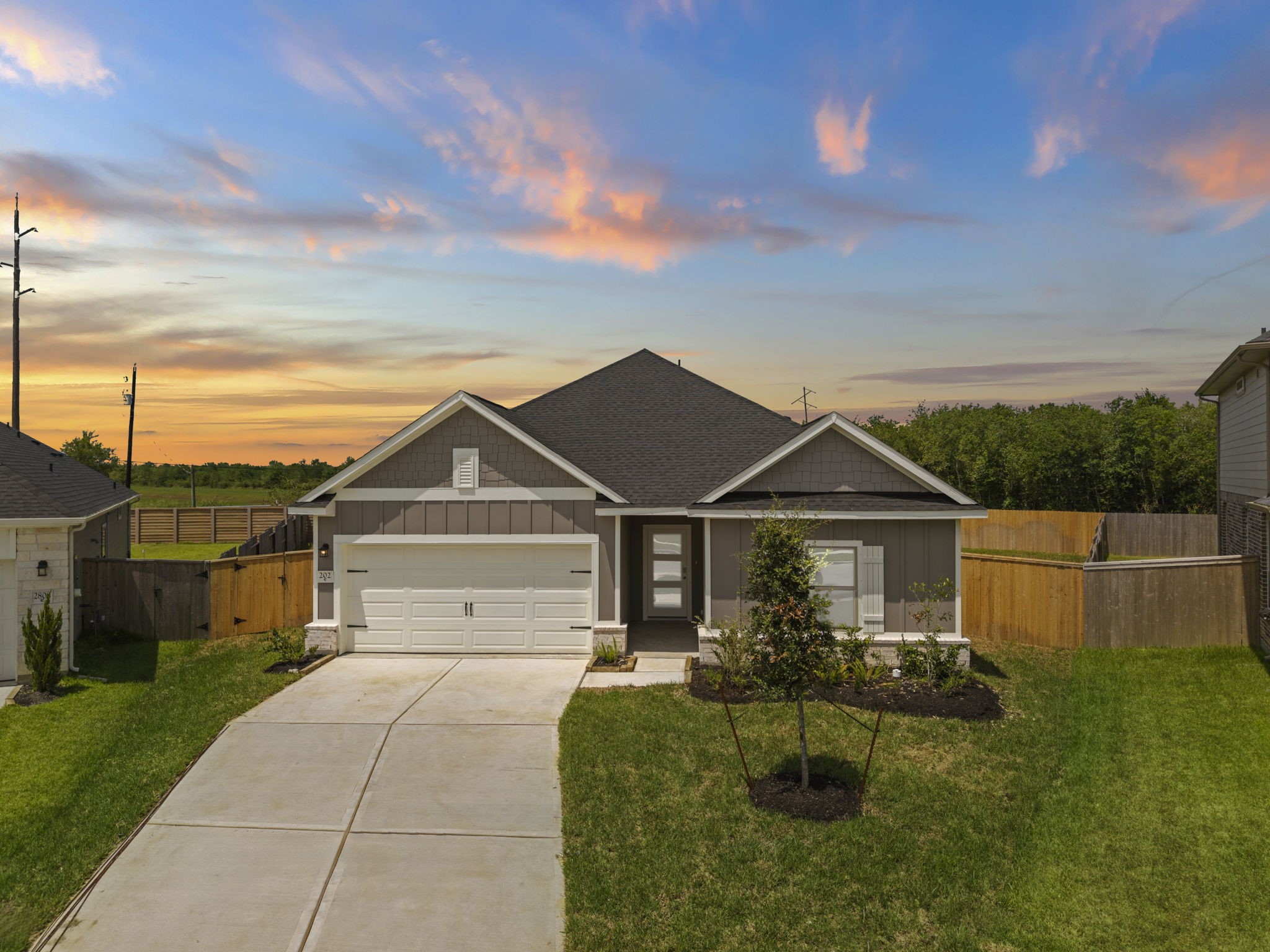 202 Orchard Laurel Drive, Alvin, TX 77511 202 Orchard Laurel Drive, Alvin, TX 77511