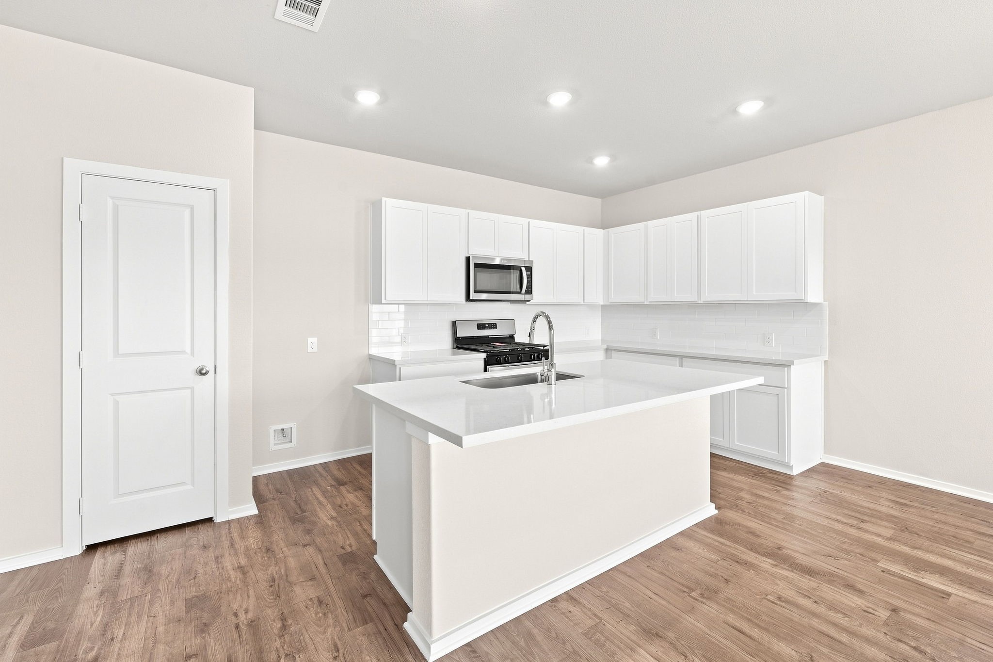 202 Orchard Laurel Drive, Alvin, TX 77511 202 Orchard Laurel Drive, Alvin, TX 77511