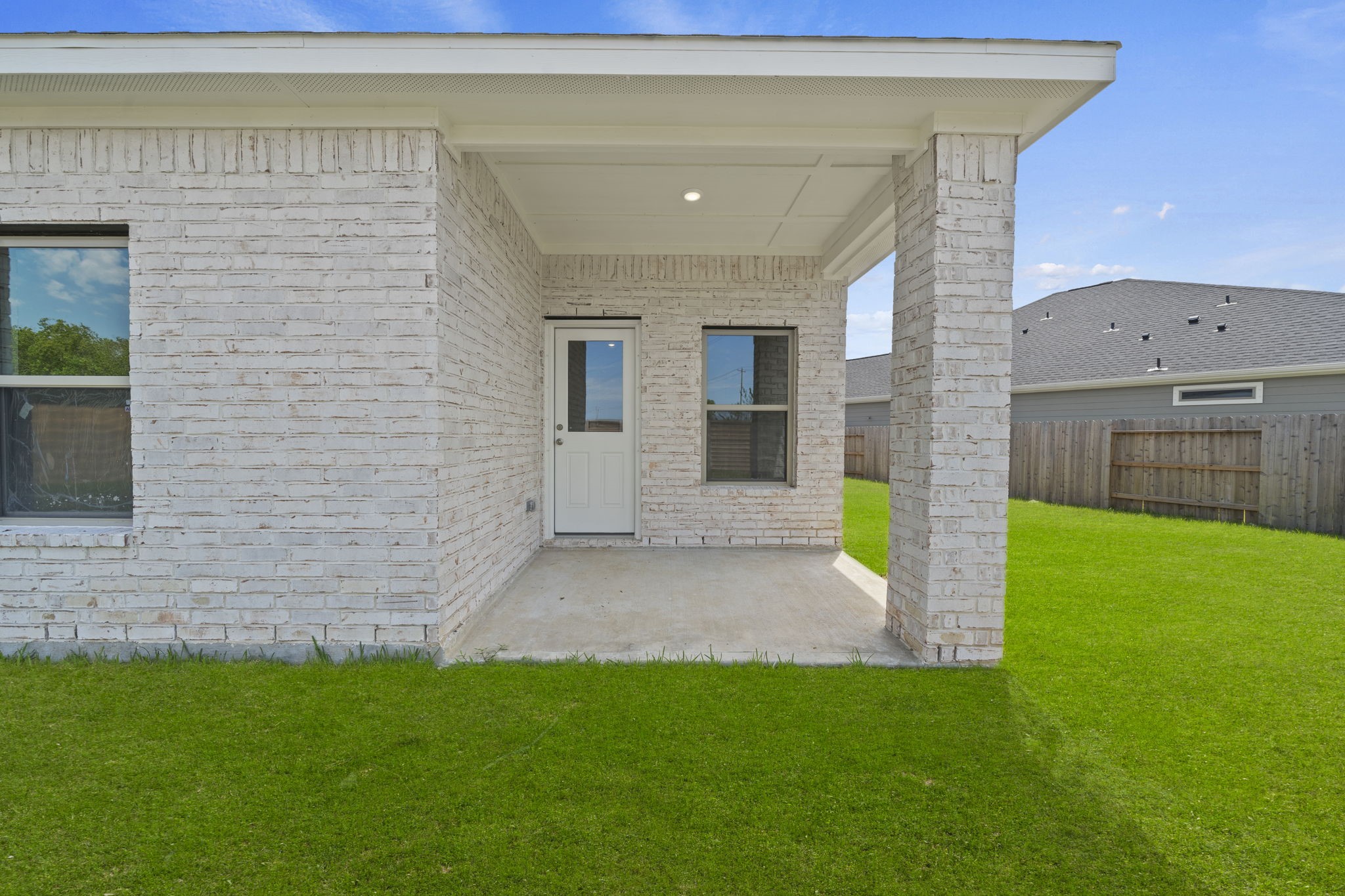 202 Orchard Laurel Drive, Alvin, TX 77511